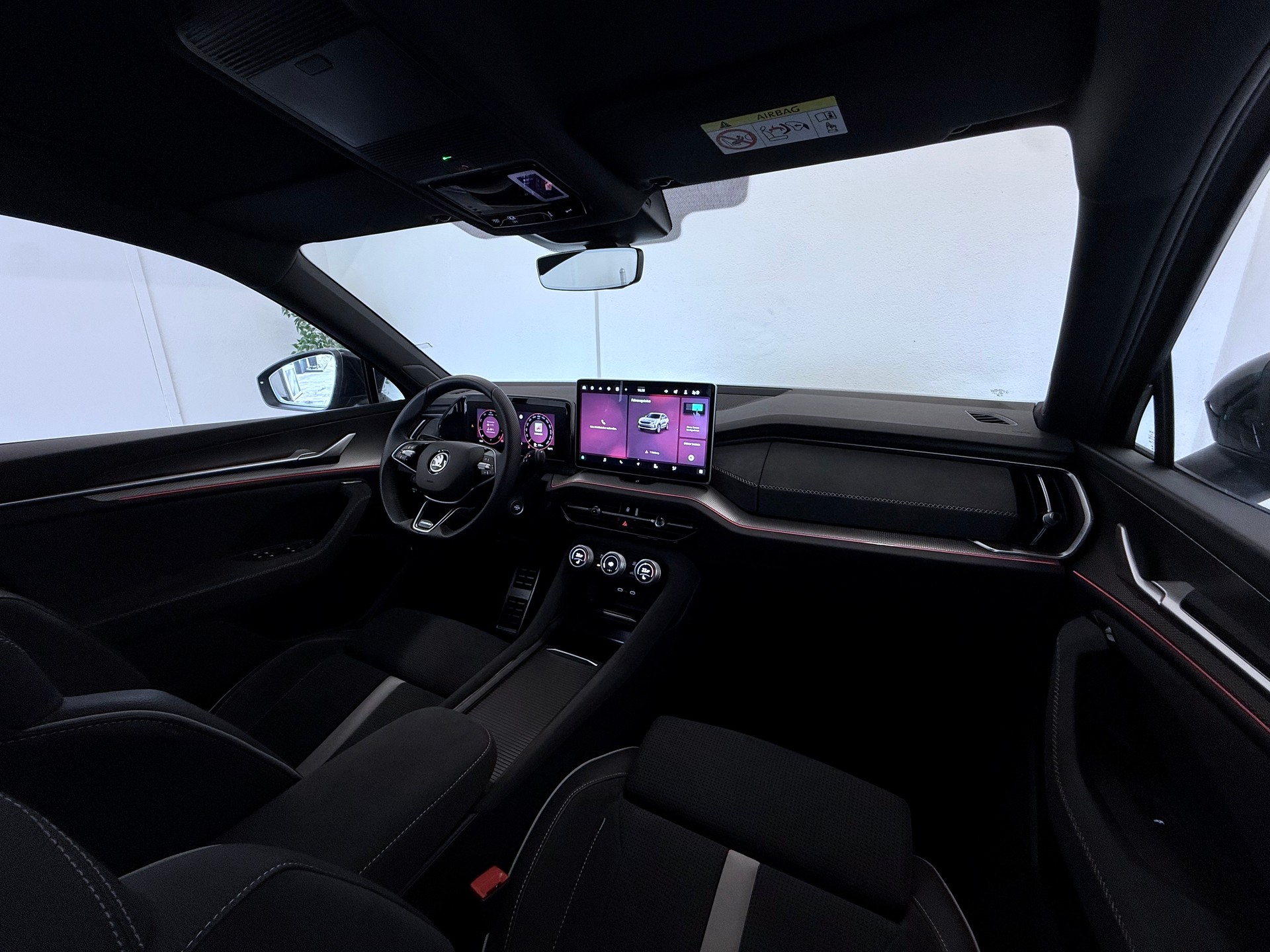 SKODA Kodiaq 2.0 TDI CR SportLine 4x4 DSG-image-19