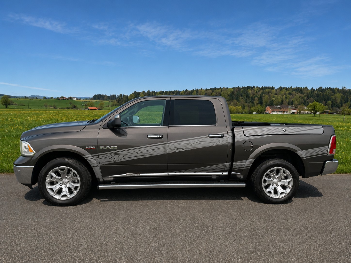 DODGE 1500 CrewCab Limited **10`500 KG Anhängelast**-image-2