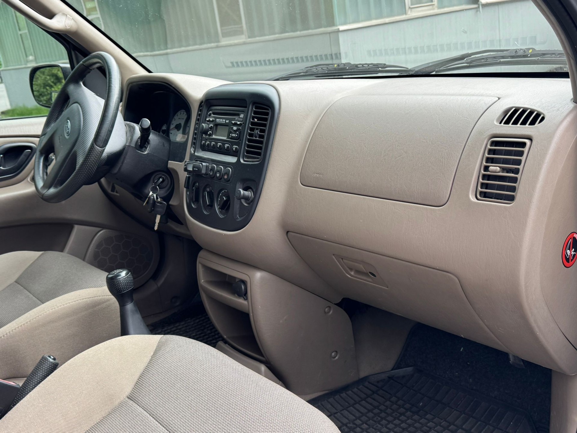 FORD Maverick 2.0 16V-image-7