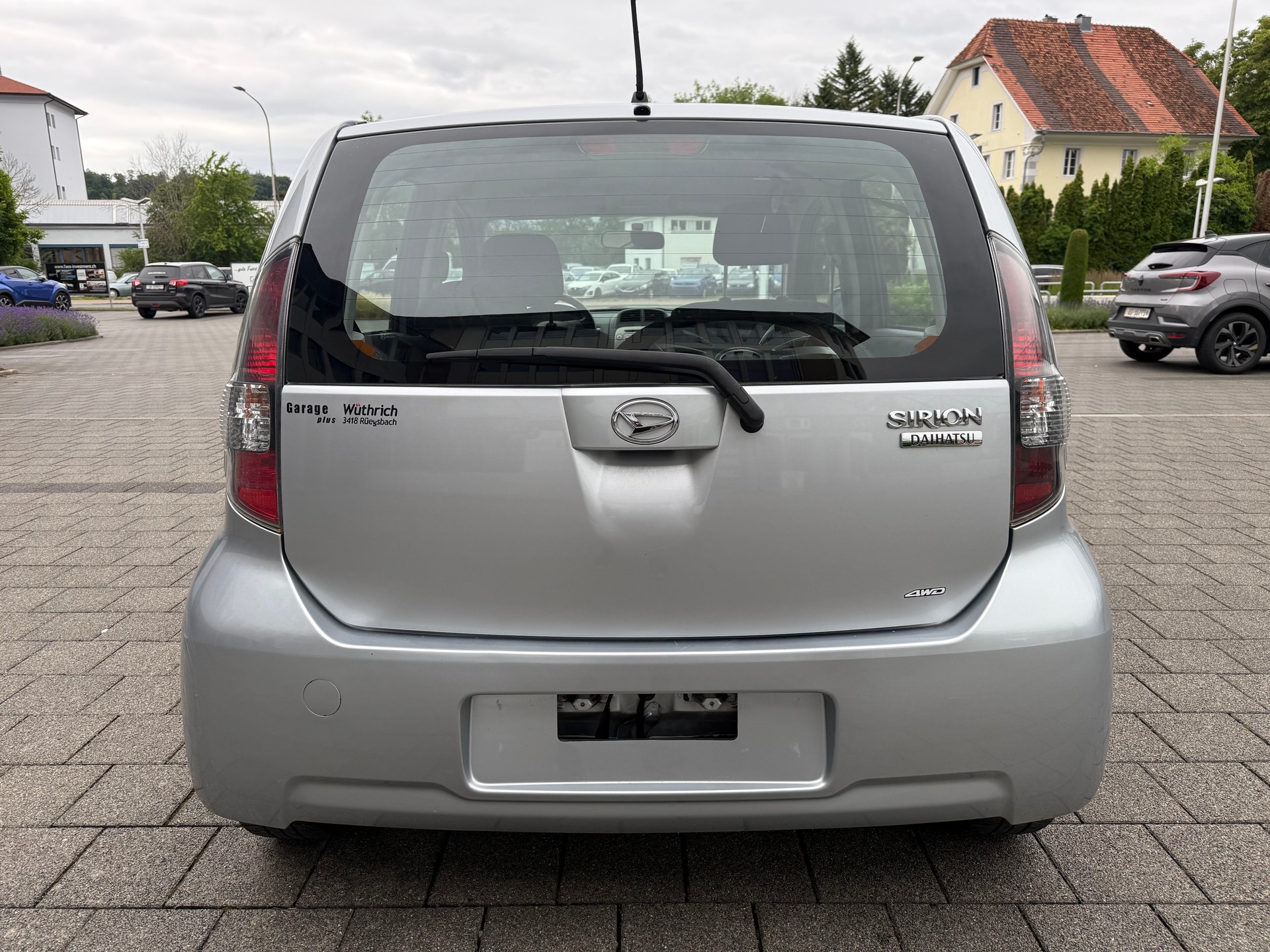 DAIHATSU Sirion 1.3 eco-4WD Automatic-image-4