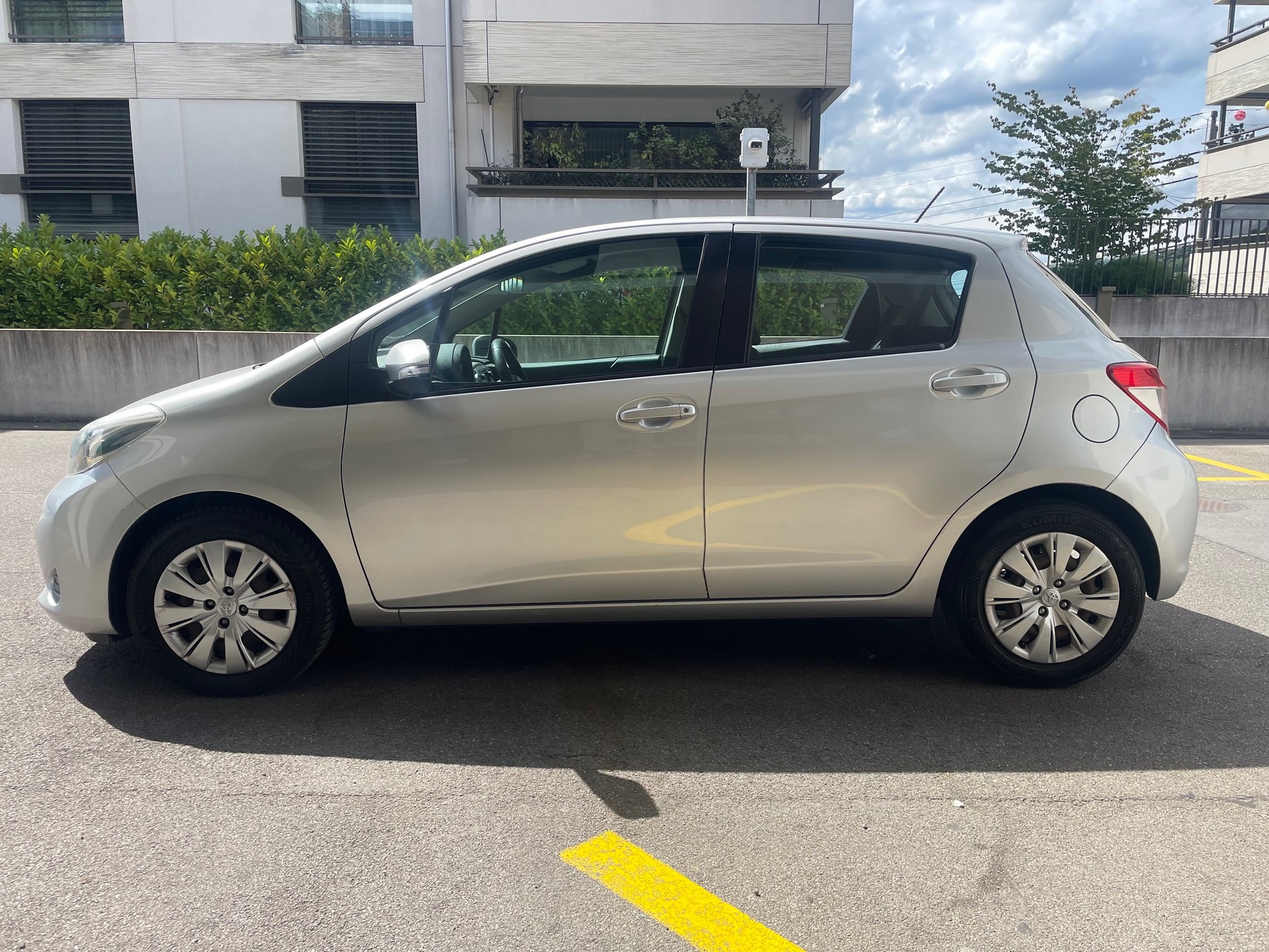 TOYOTA YARIS 1.33 LUNA , 99 PS, 6 Gang , *Klima-Anlage*, Rückfahrkamera, Isofix, MFK Neu-image-5