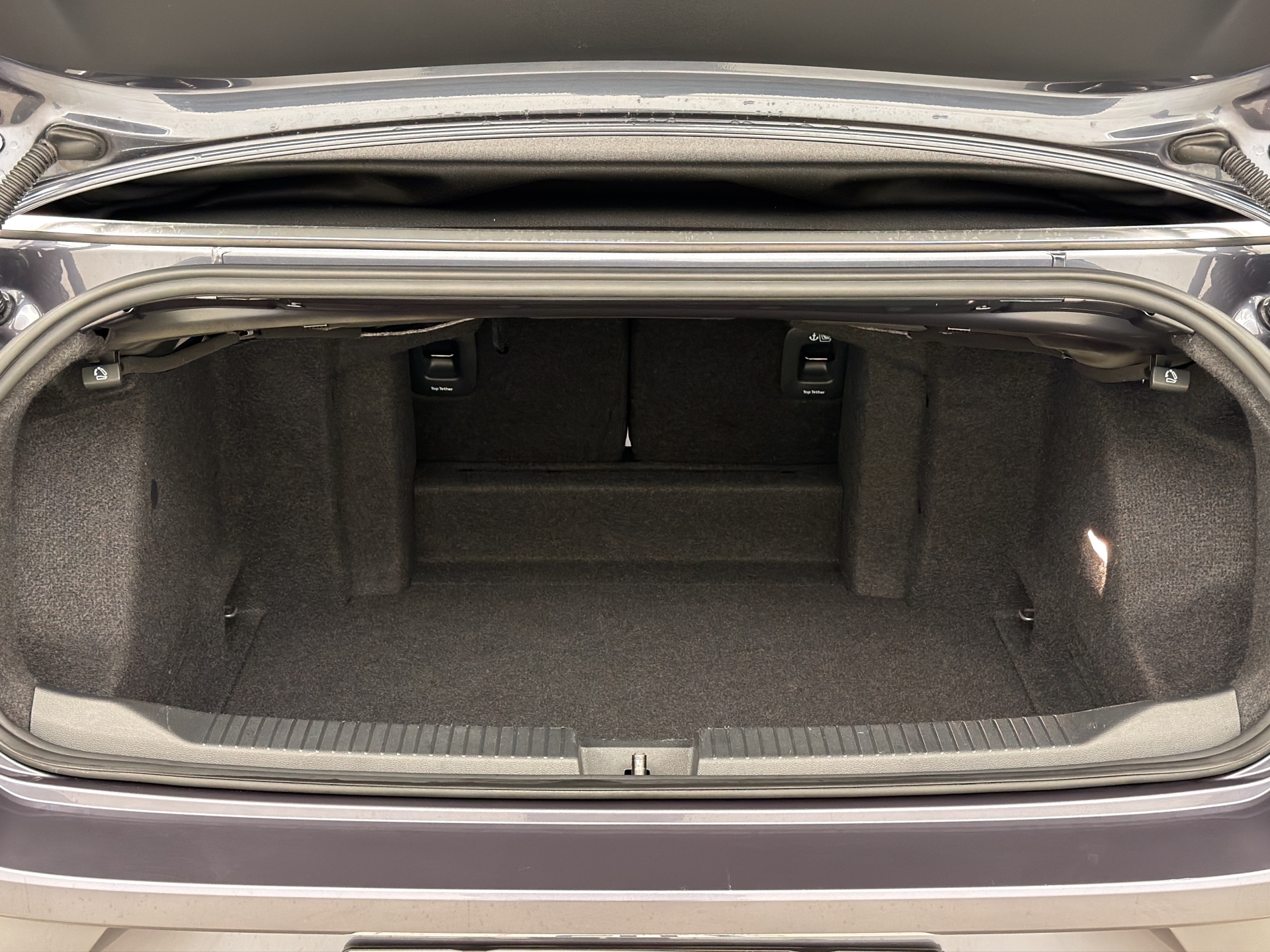 VW T-Roc Cabriolet 1.5 TSI R-Line-image-12