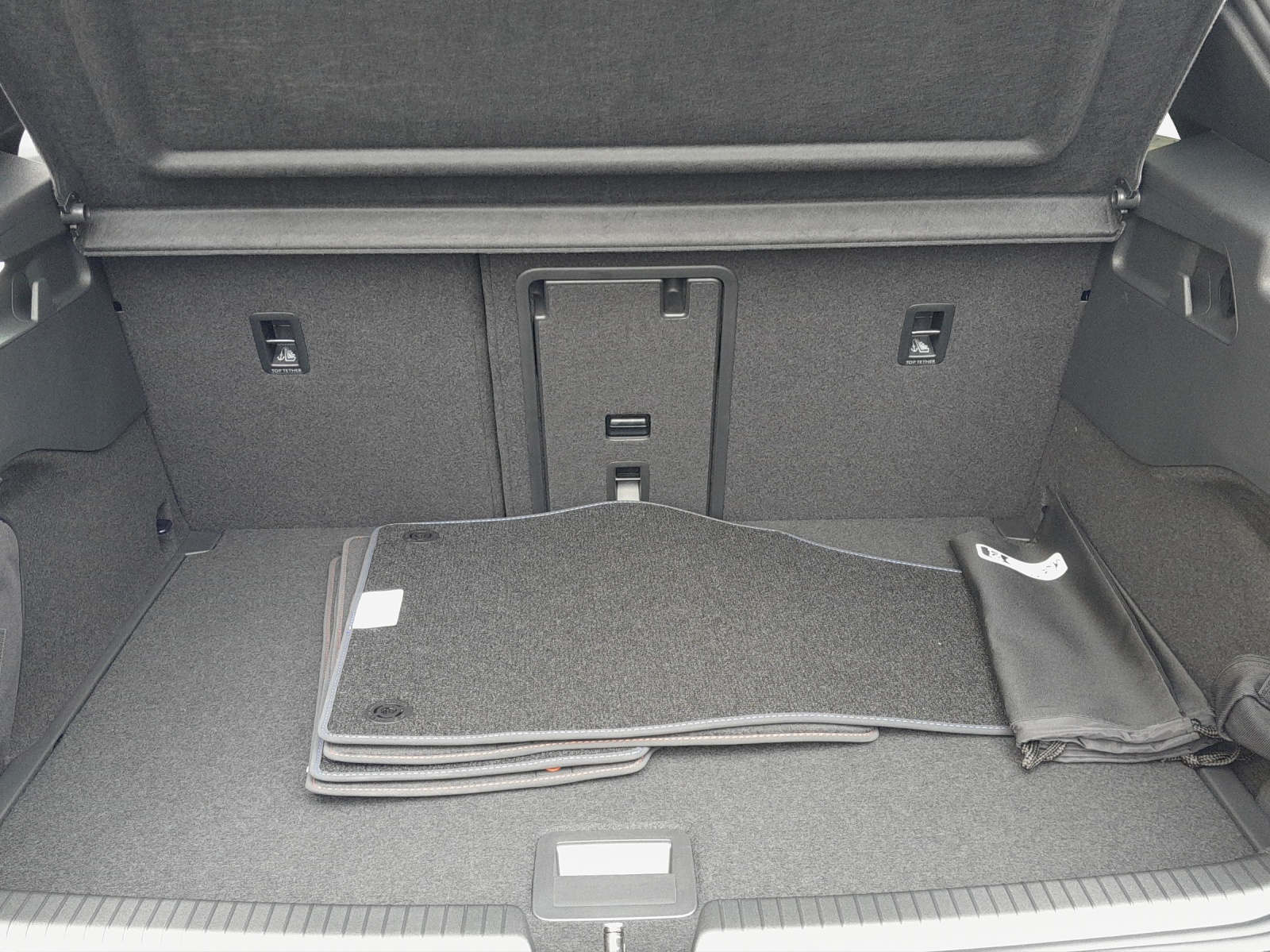 VW ID.3 GTX Performance 79 kWh GTX Fire+Ice-image-12