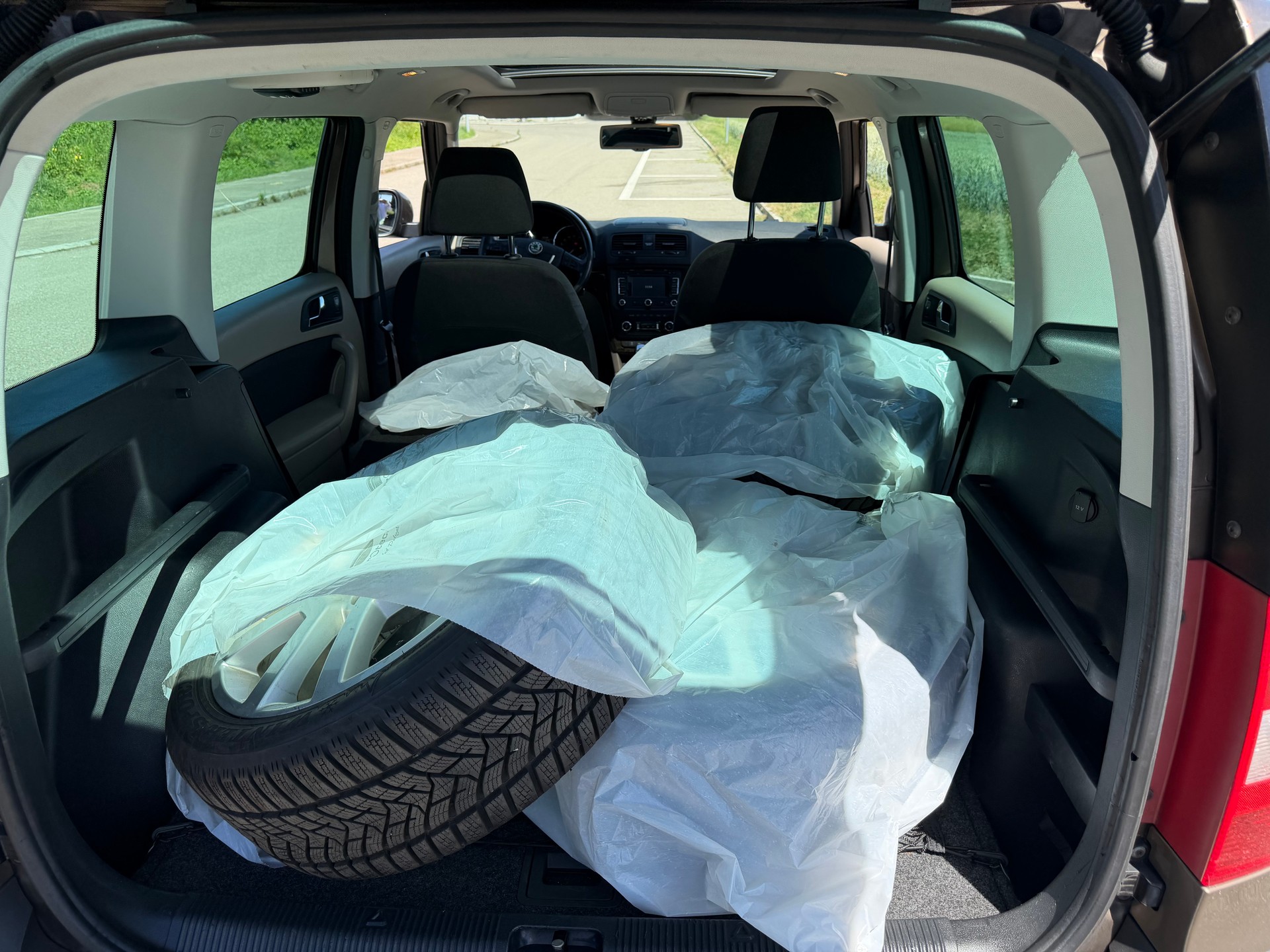 SKODA Yeti 2.0 TDI Experience 4x4-image-6