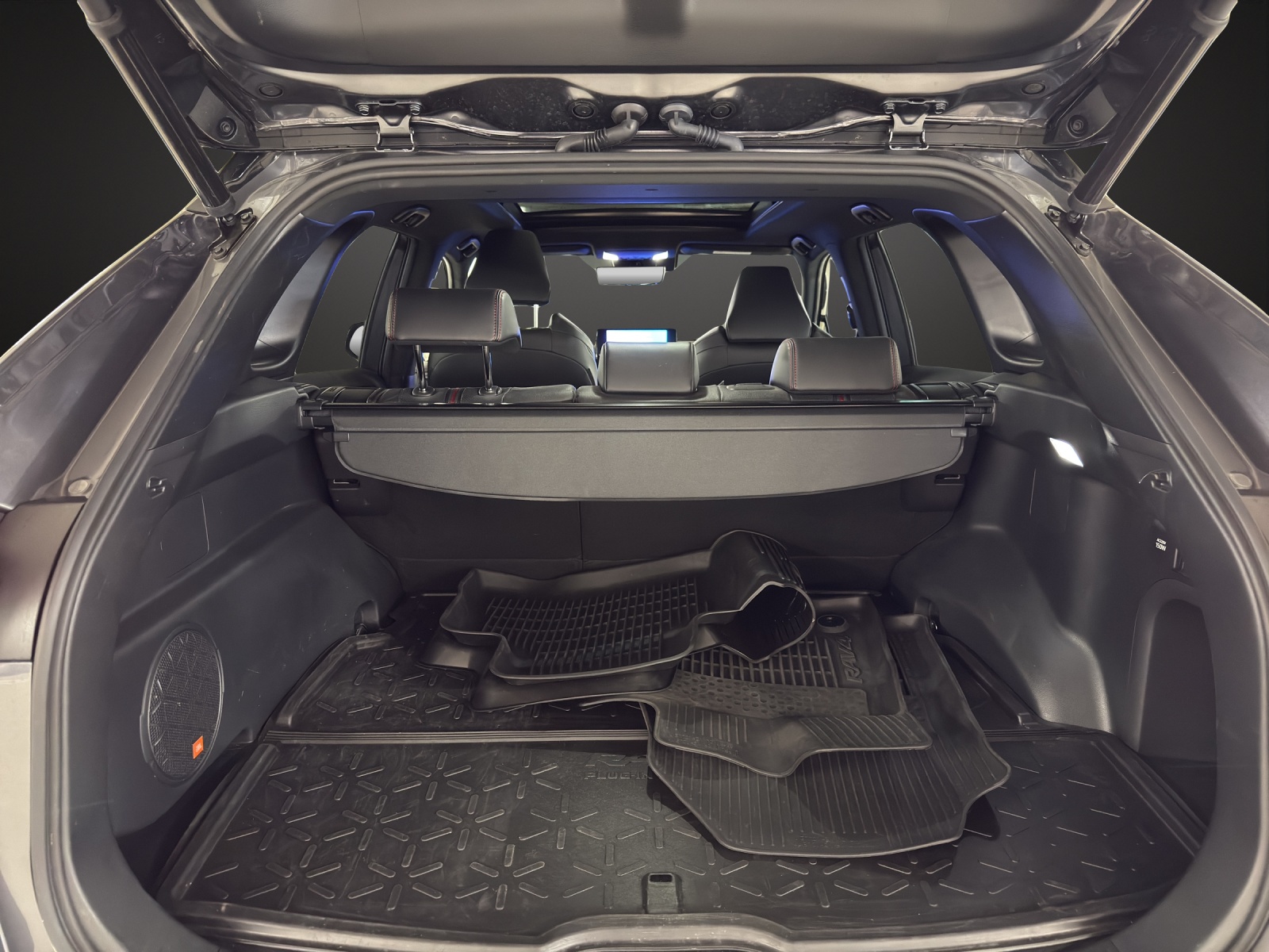 TOYOTA RAV-4 2.5 PHEV Platinum e-CVT 4WD-image-19