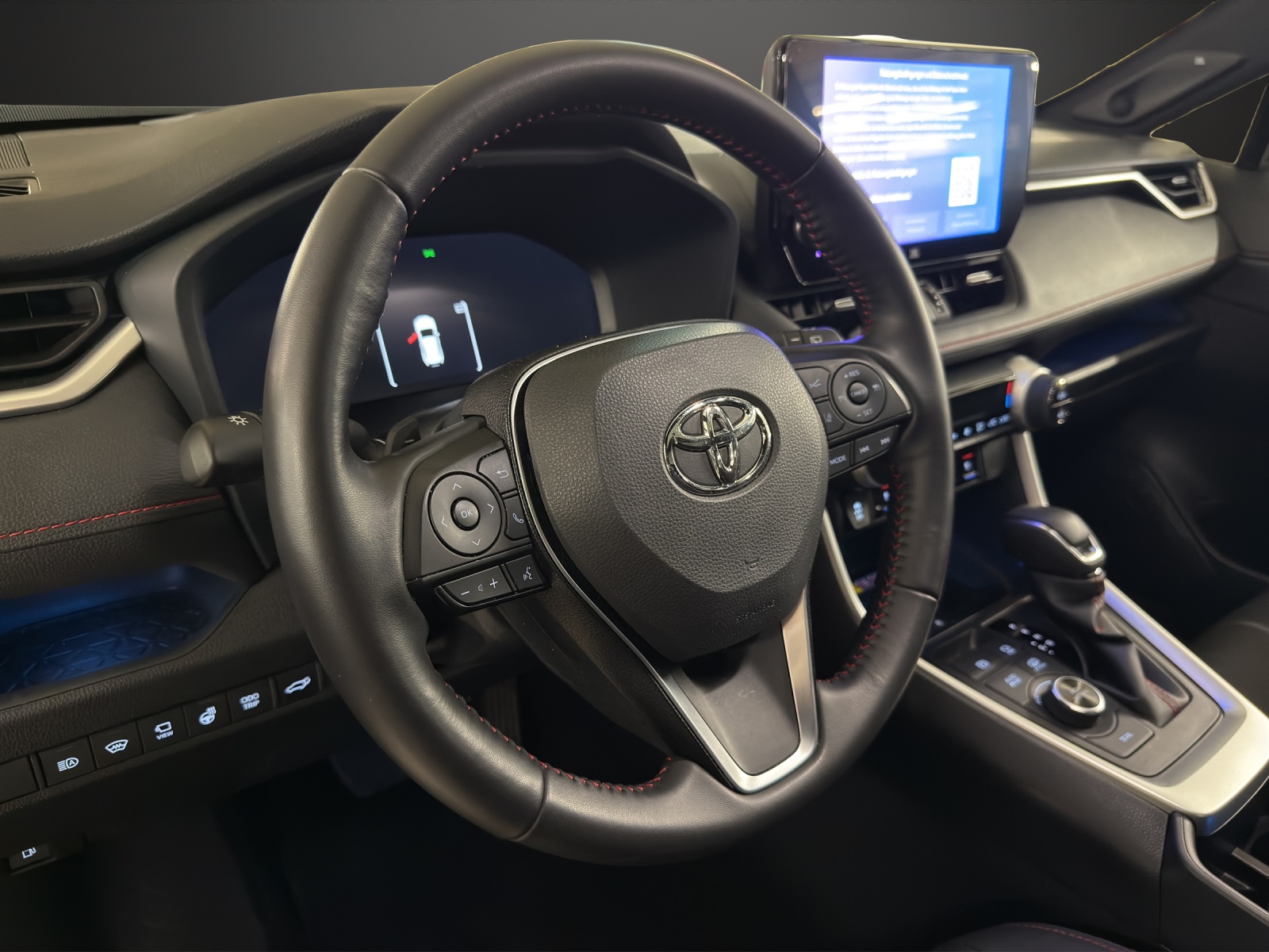 TOYOTA RAV-4 2.5 PHEV Platinum e-CVT 4WD-image-11