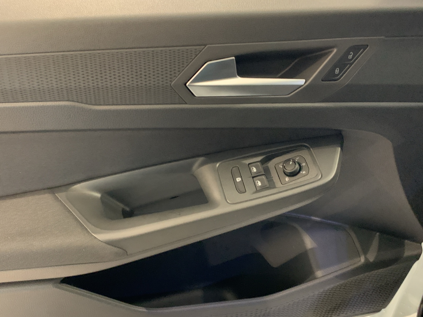 FORD Tourneo Grand Connect 122 Titanium-image-7