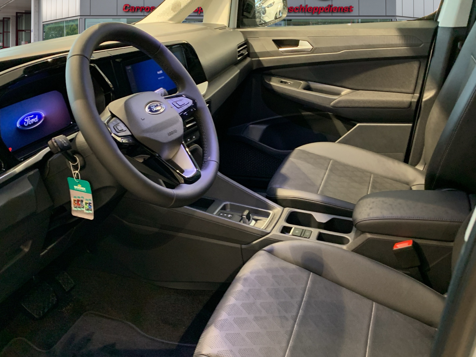 FORD Tourneo Grand Connect 122 Titanium-image-6