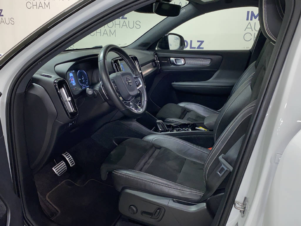 VOLVO XC40 1.5 T5 TE R-Design-image-15