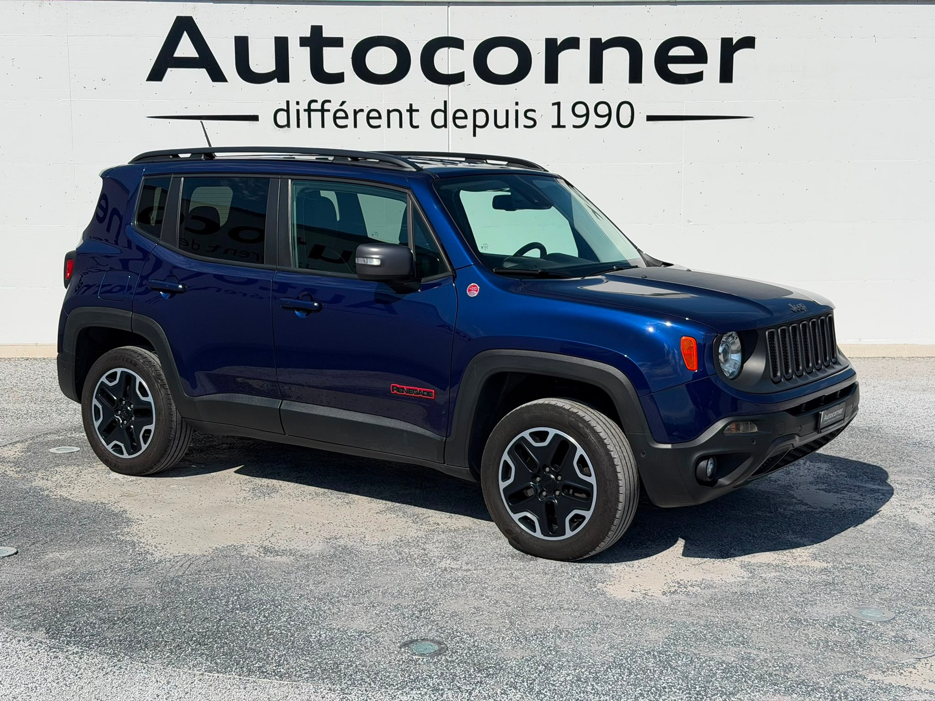JEEP Renegade 2.0 CRD Trailhawk AWD + Low Range 9ATX-image-2