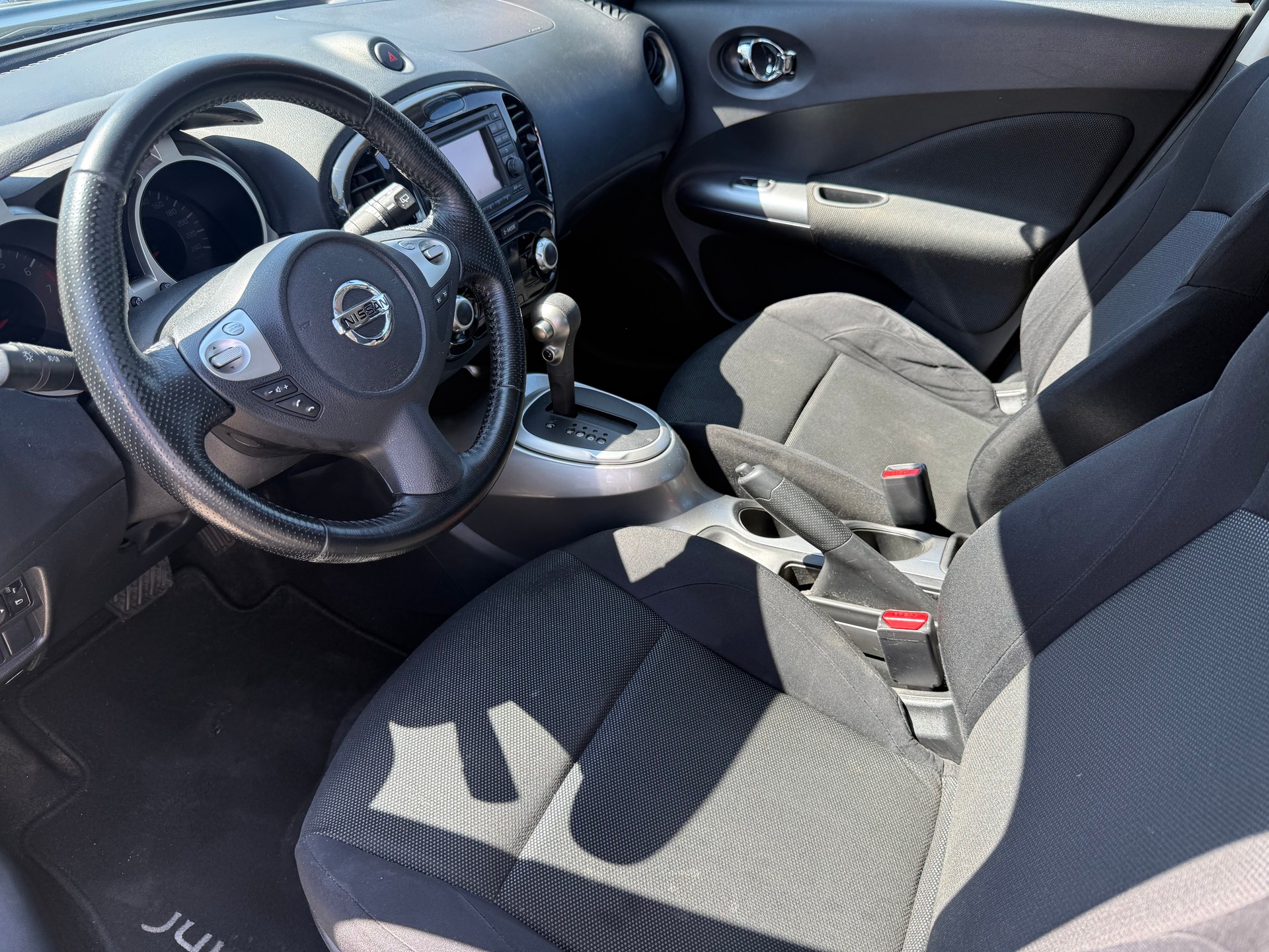 NISSAN Juke 1.6 acenta Xtronic CVT-image-6