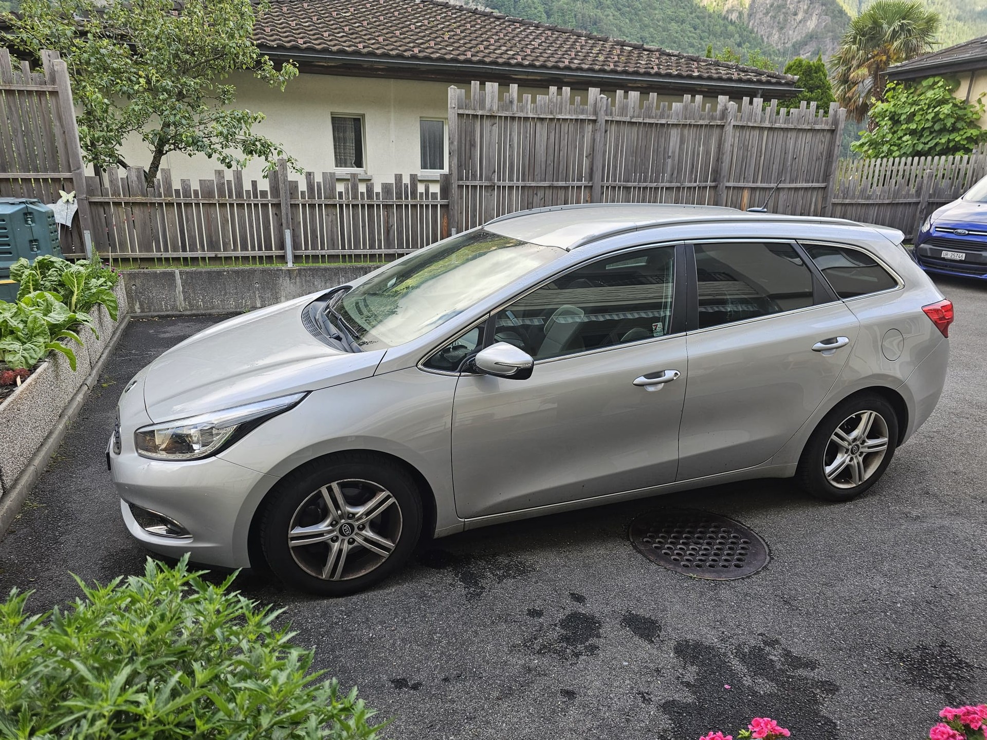 KIA Cee'd Sportswagon 1.6 CRDi Swiss Eco Edition-image-7