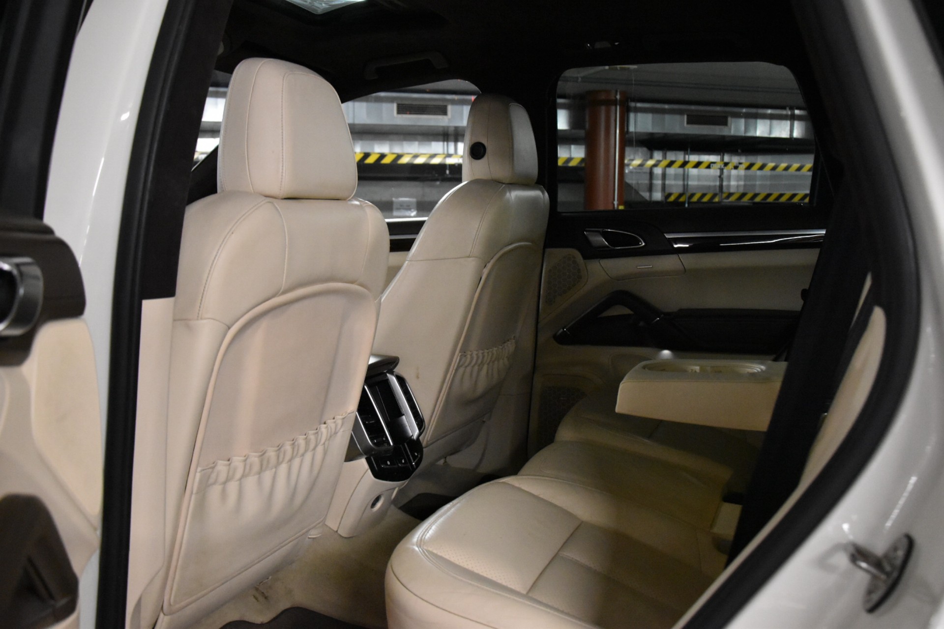 PORSCHE Cayenne S-image-28