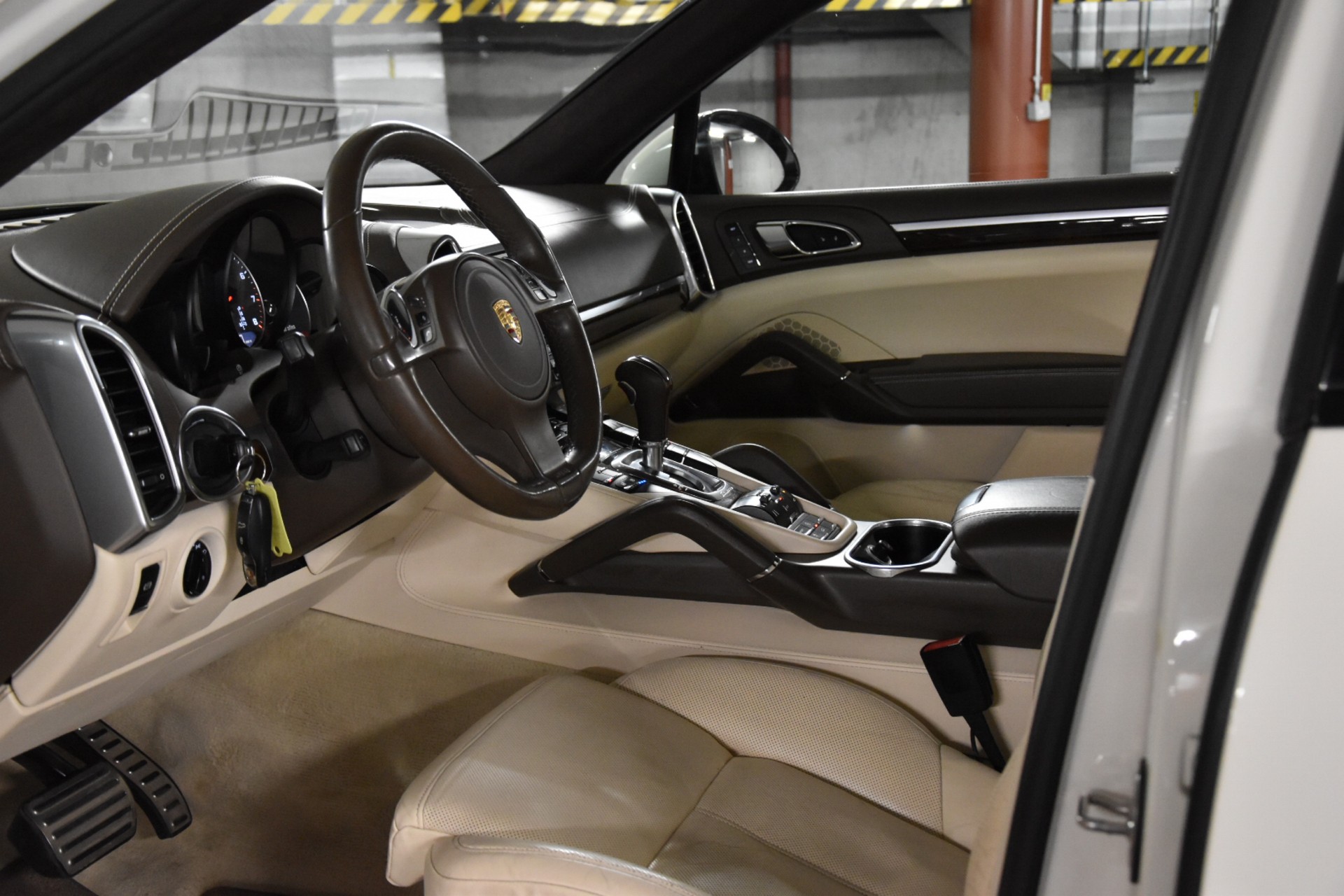 PORSCHE Cayenne S-image-26