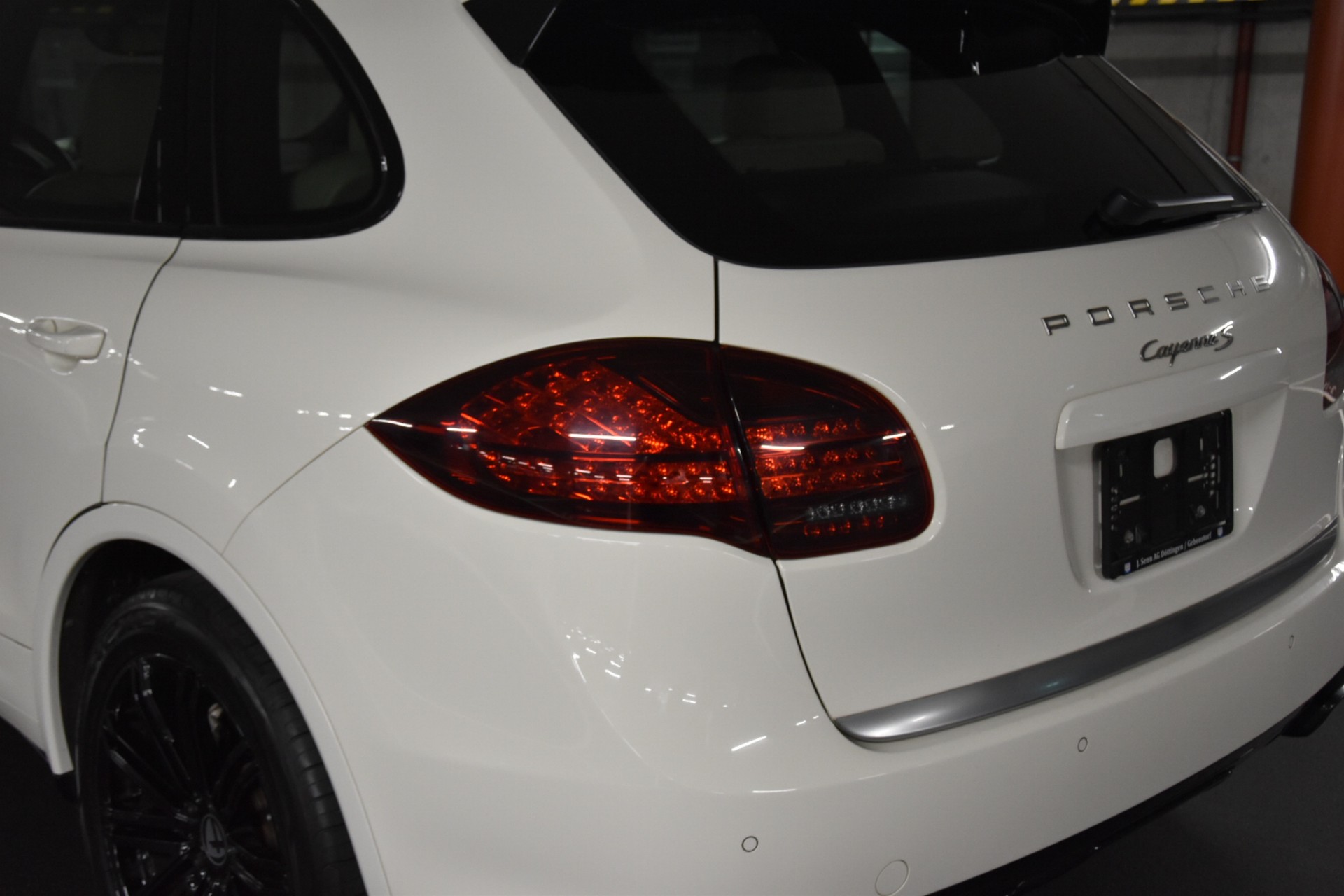PORSCHE Cayenne S-image-5