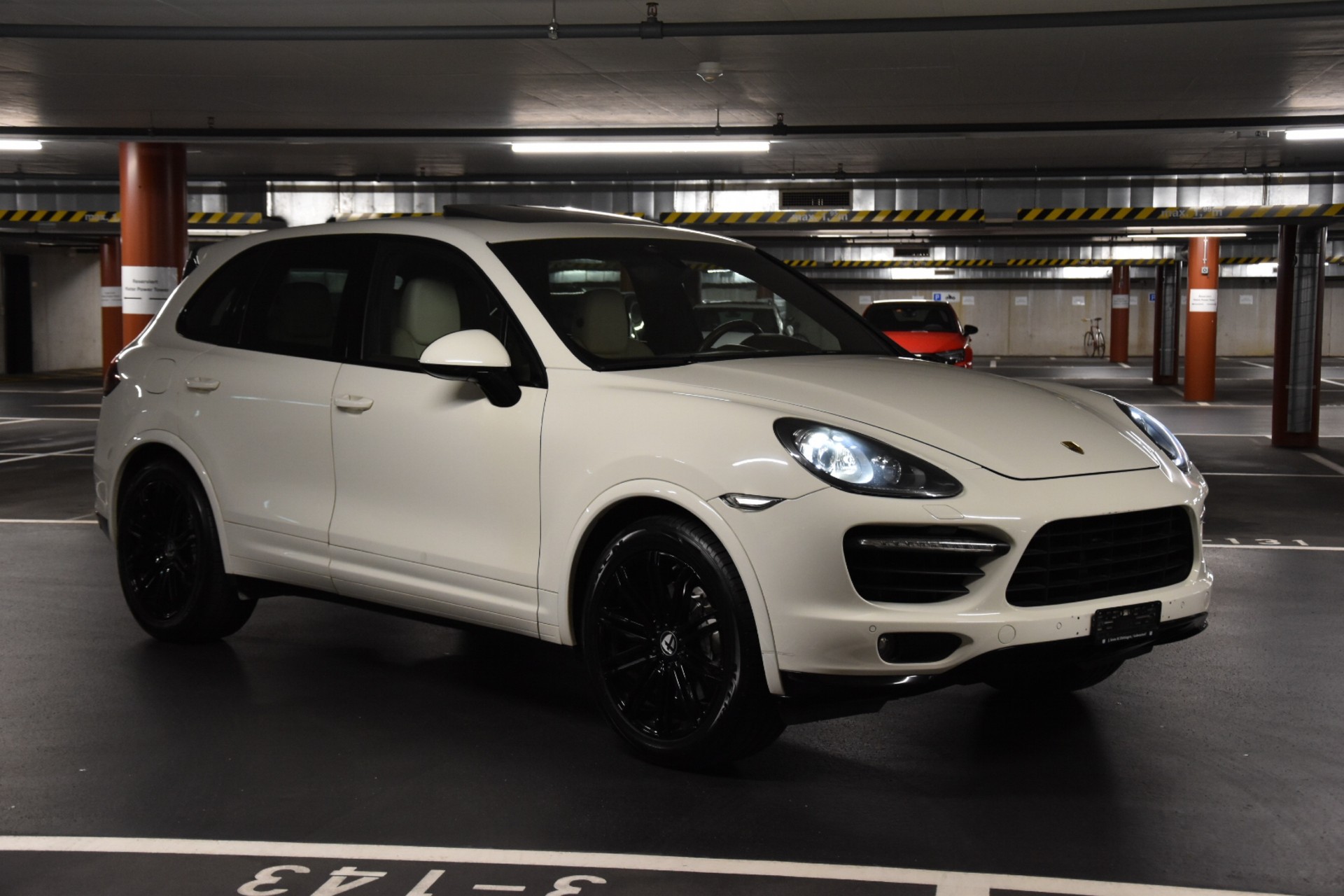 PORSCHE Cayenne S-image-11