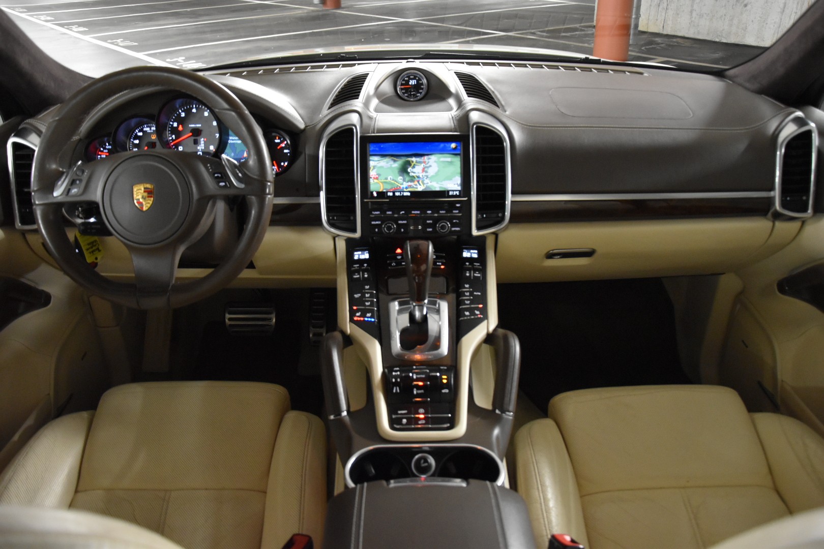 PORSCHE Cayenne S-image-12