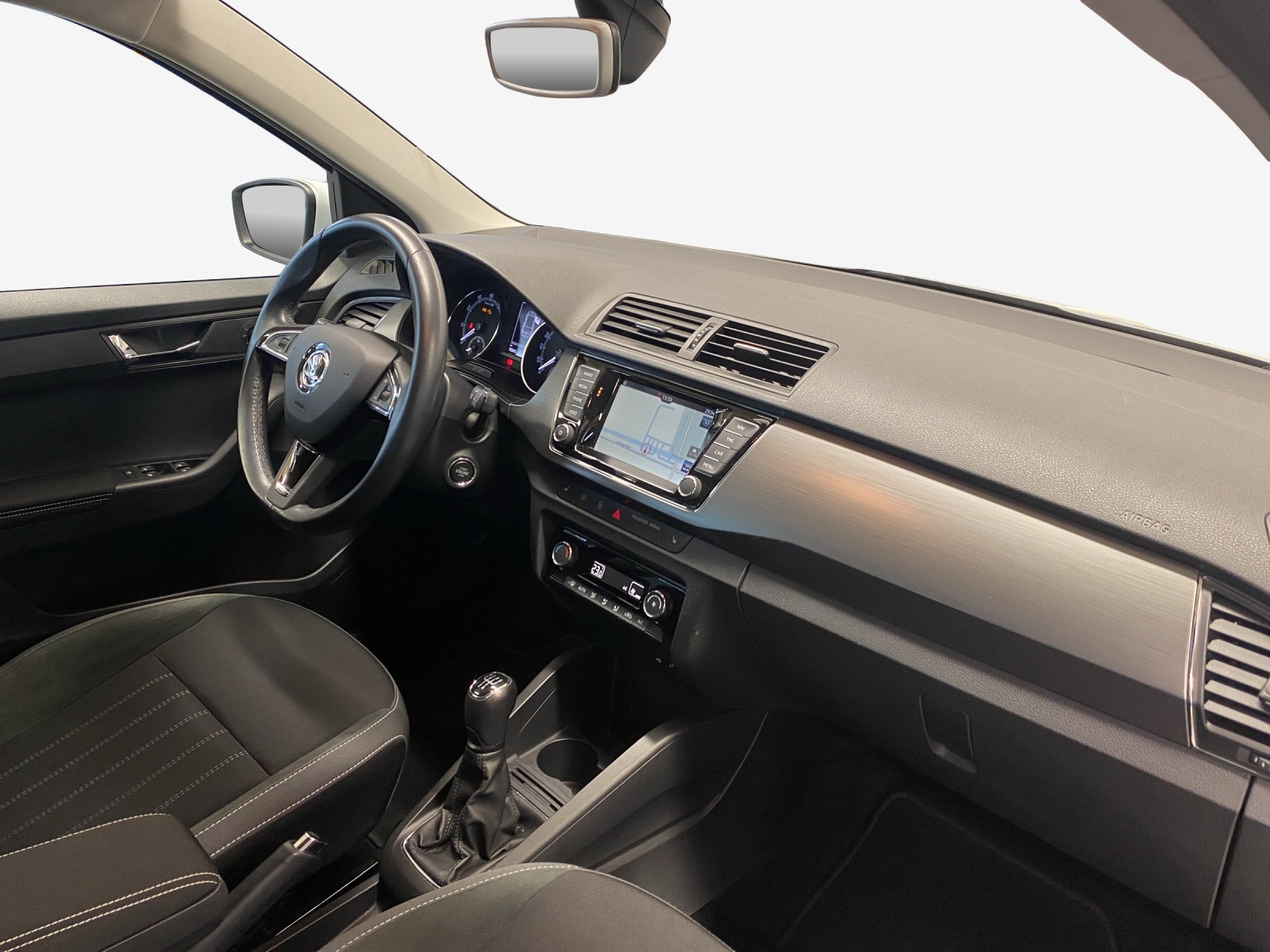 SKODA Fabia 1.0 TSI Style-image-13