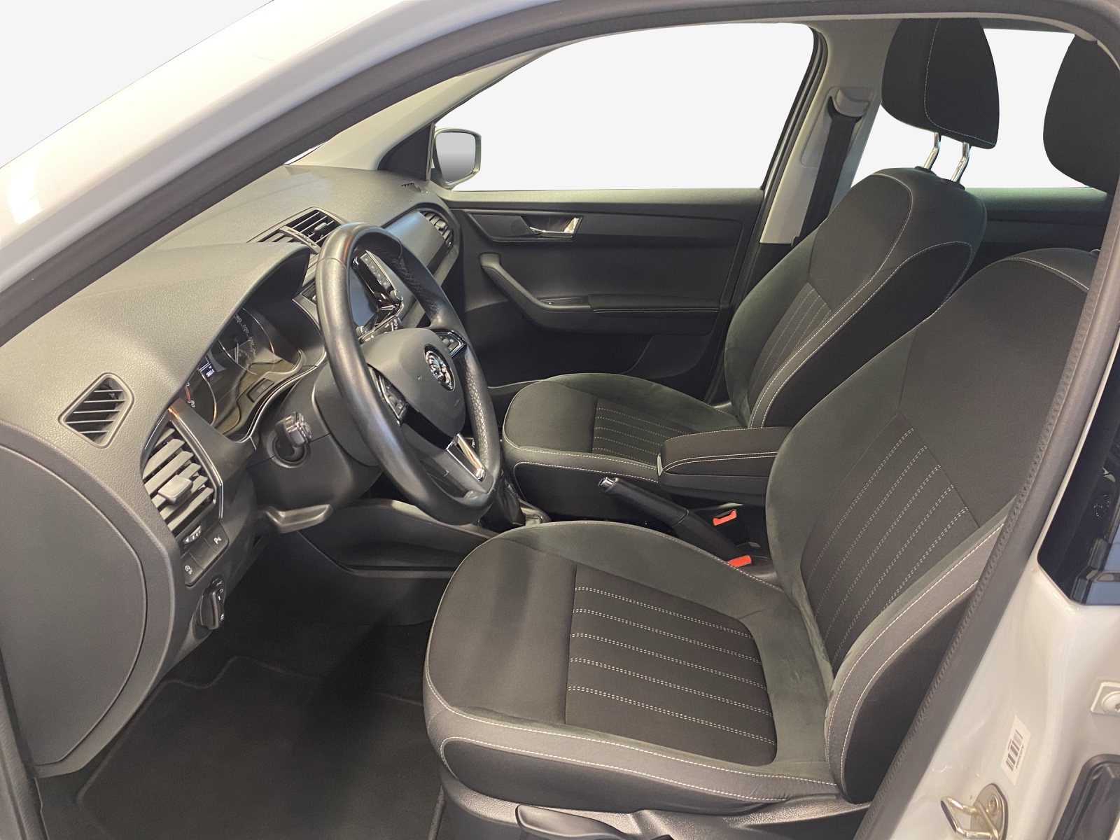 SKODA Fabia 1.0 TSI Style-image-7