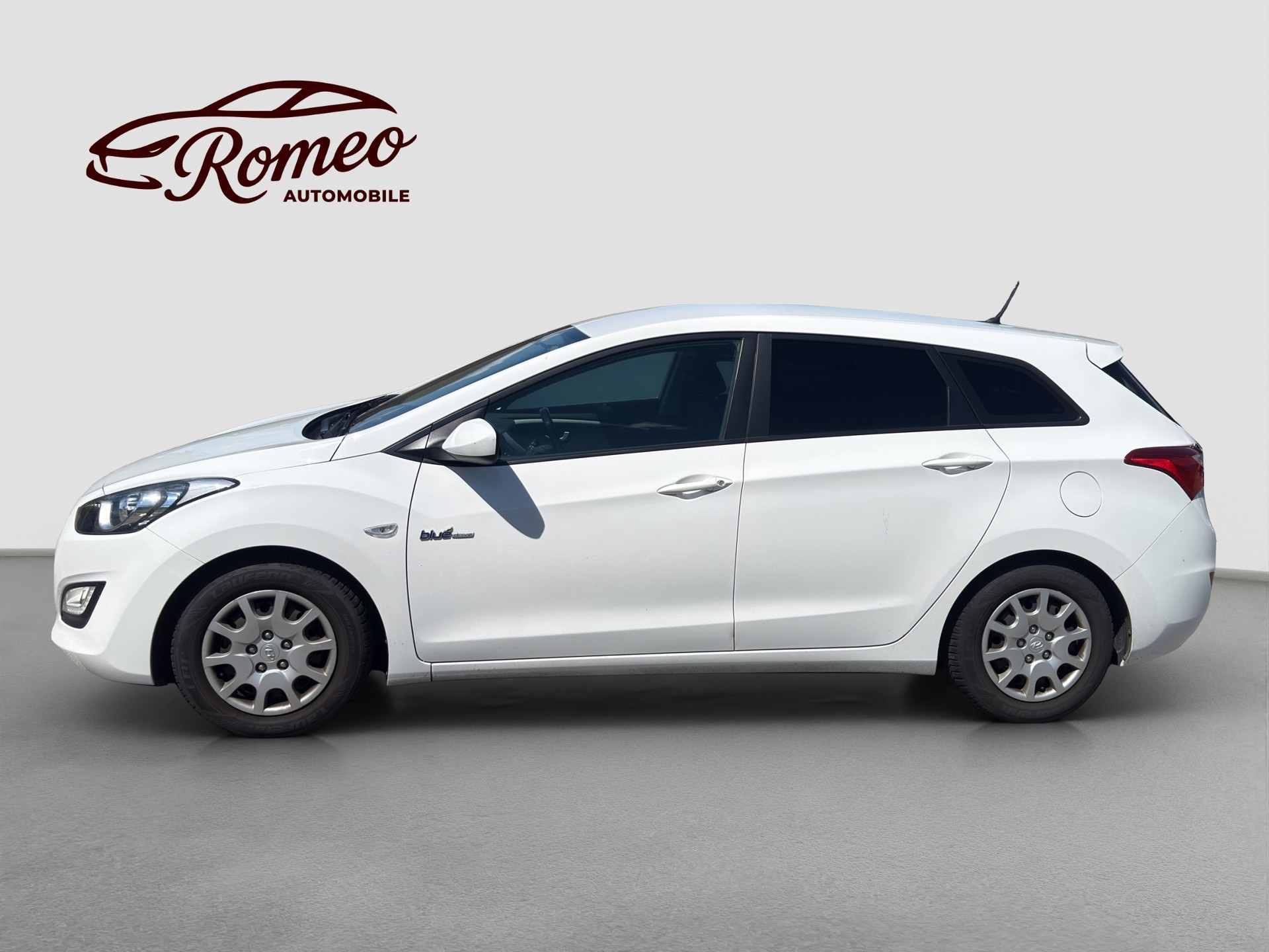 HYUNDAI i30 Wagon 1.6 CRDi Comfort ** Frisch ab MFK und Service **-image-5