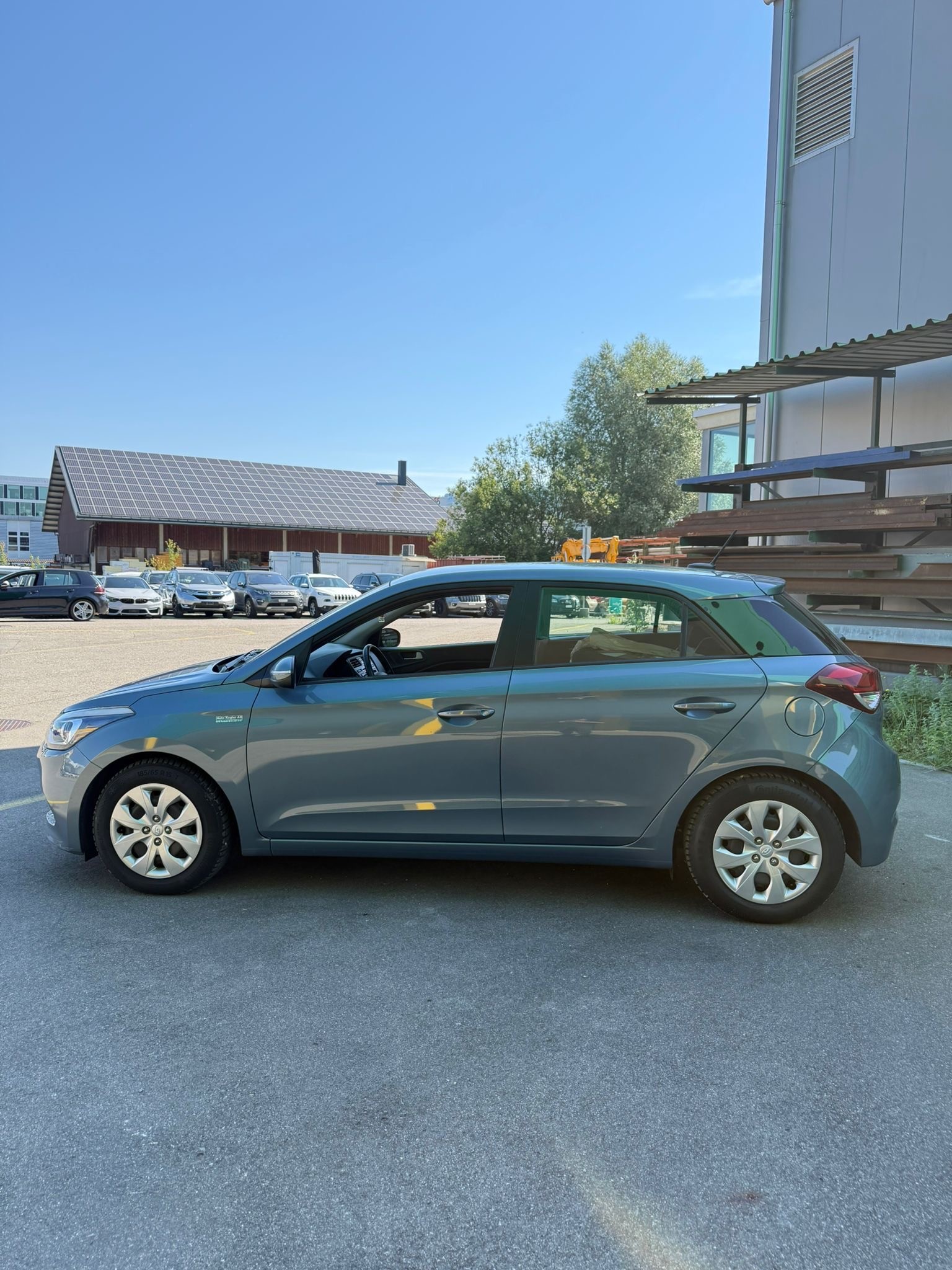 HYUNDAI i20 1.0 T-GDi Amplia-image-2
