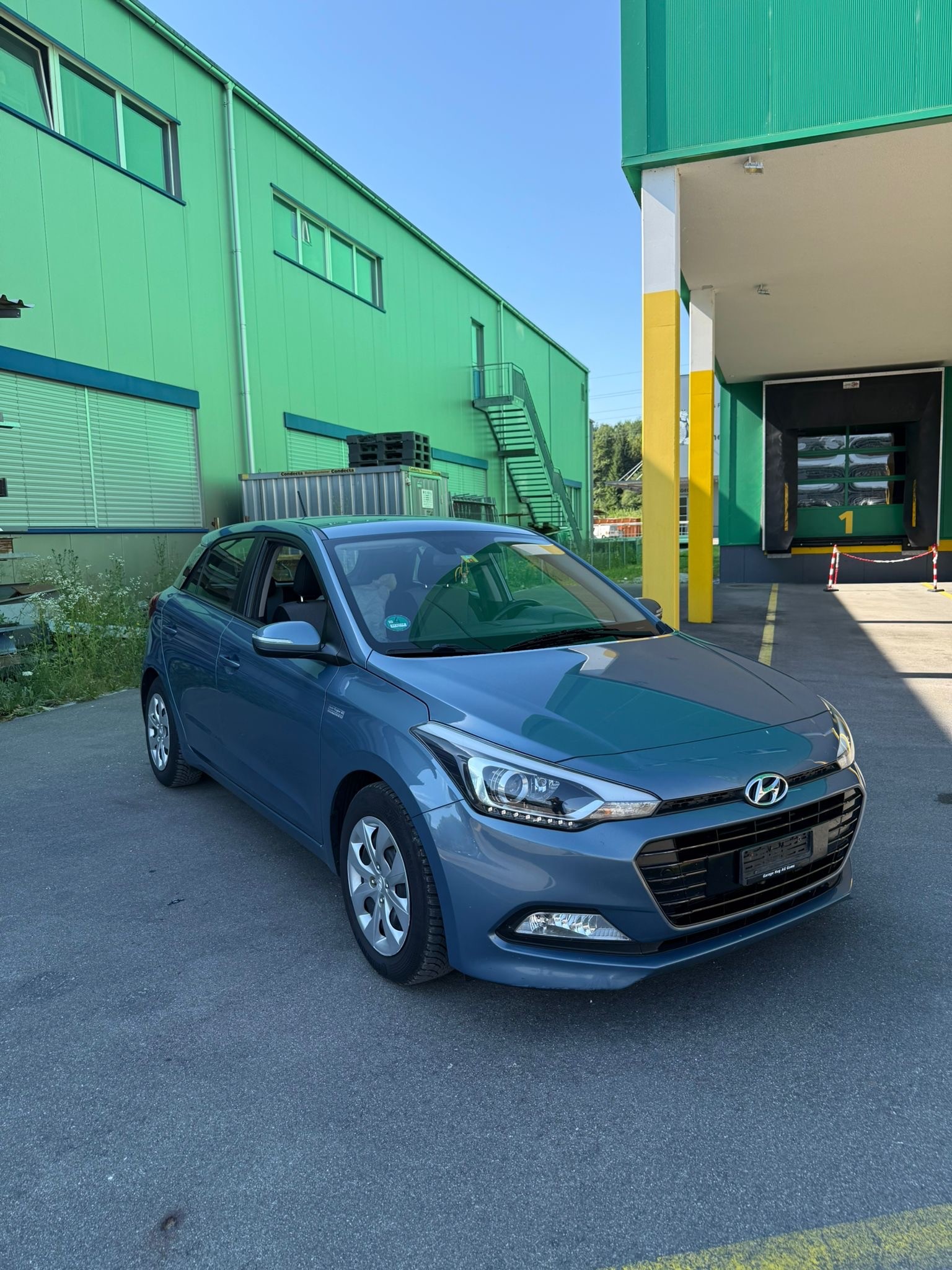 HYUNDAI i20 1.0 T-GDi Amplia-image-0