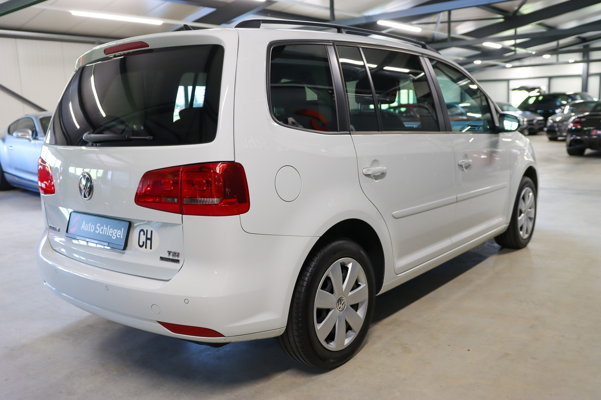 VW Touran 1.4 TSI EcoFuel Comfortline DSG-image-5