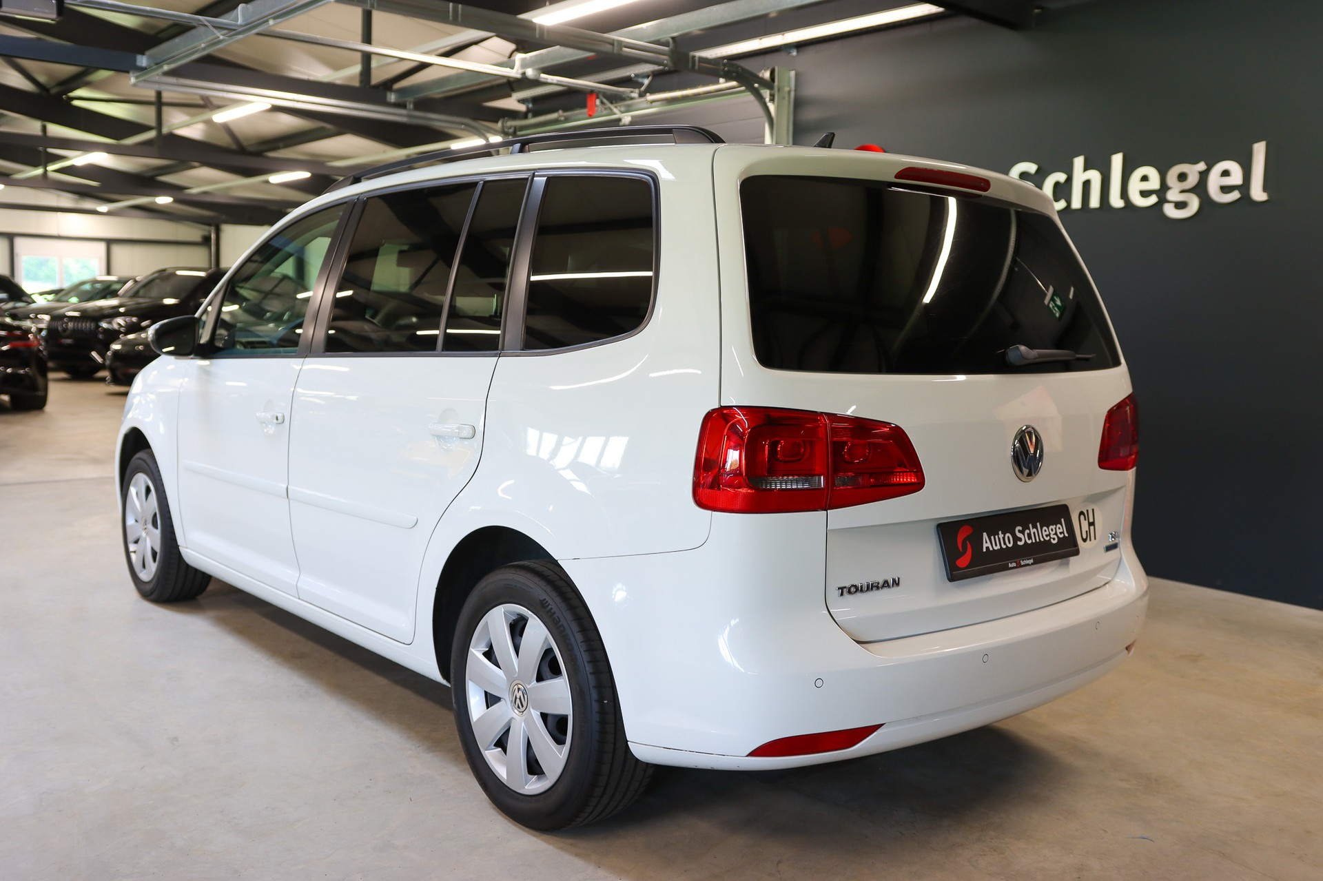 VW Touran 1.4 TSI EcoFuel Comfortline DSG-image-3