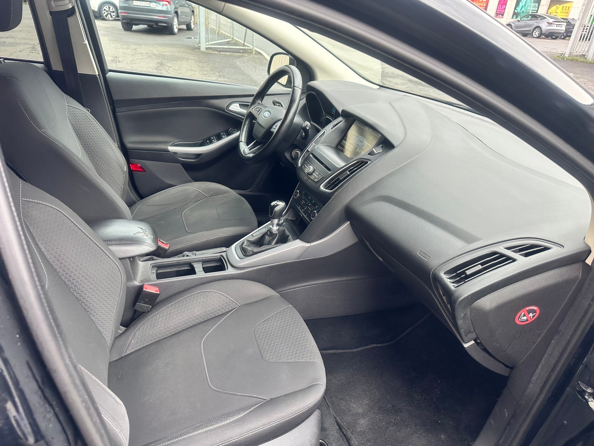 FORD Focus 1.5 SCTi Trend-image-14