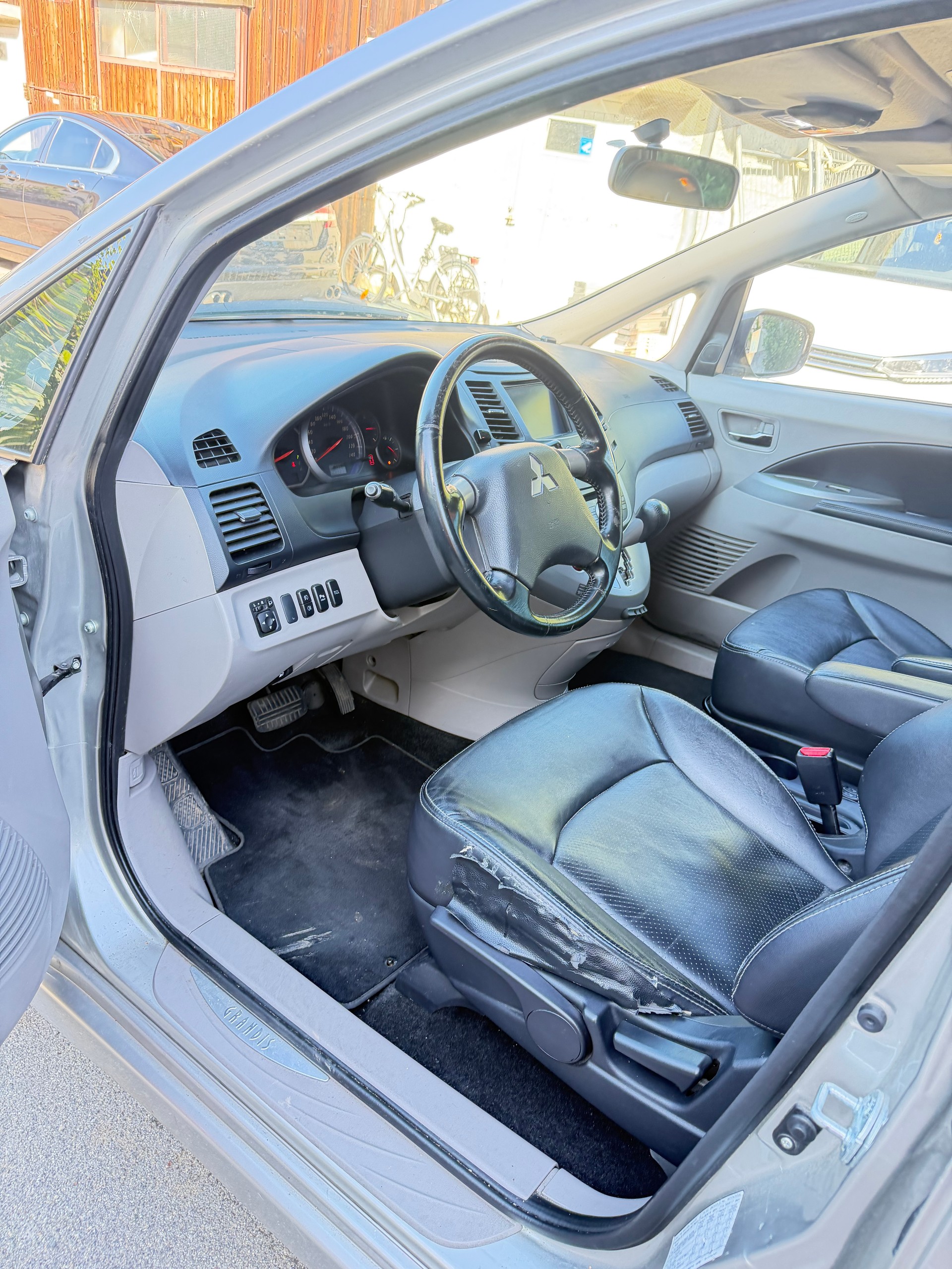 MITSUBISHI Grandis 2.4 16V Executive/ MOTOR & GETRIEBE SIND GUt/ **AUTOMATISCHE GETRIEBE**-image-9