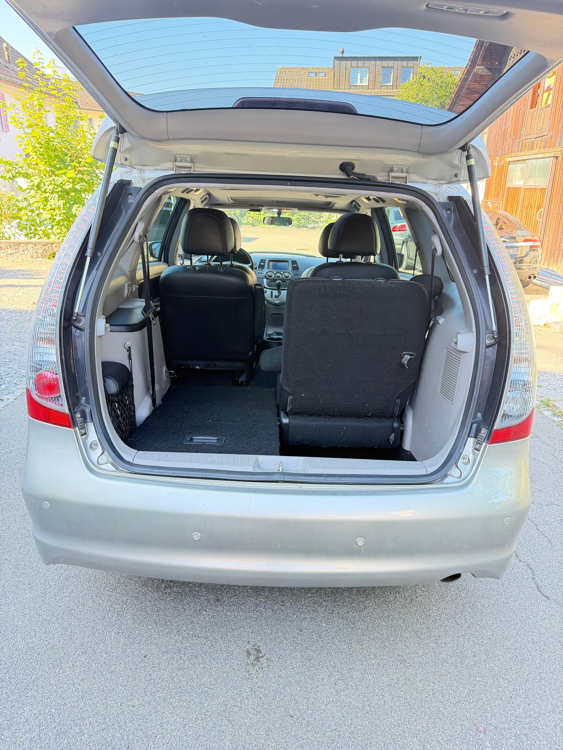 MITSUBISHI Grandis 2.4 16V Executive/ MOTOR & GETRIEBE SIND GUt/ **AUTOMATISCHE GETRIEBE**-image-4