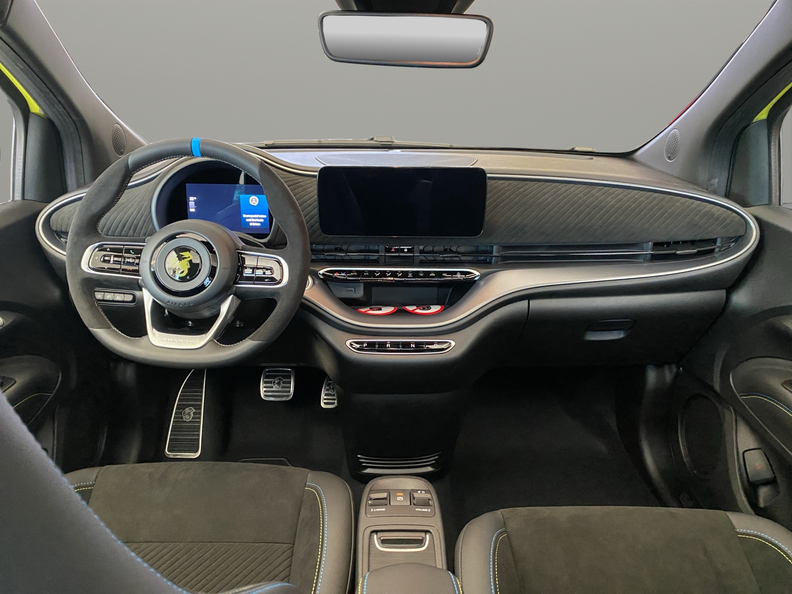 FIAT 500e Abarth Turismo-image-11