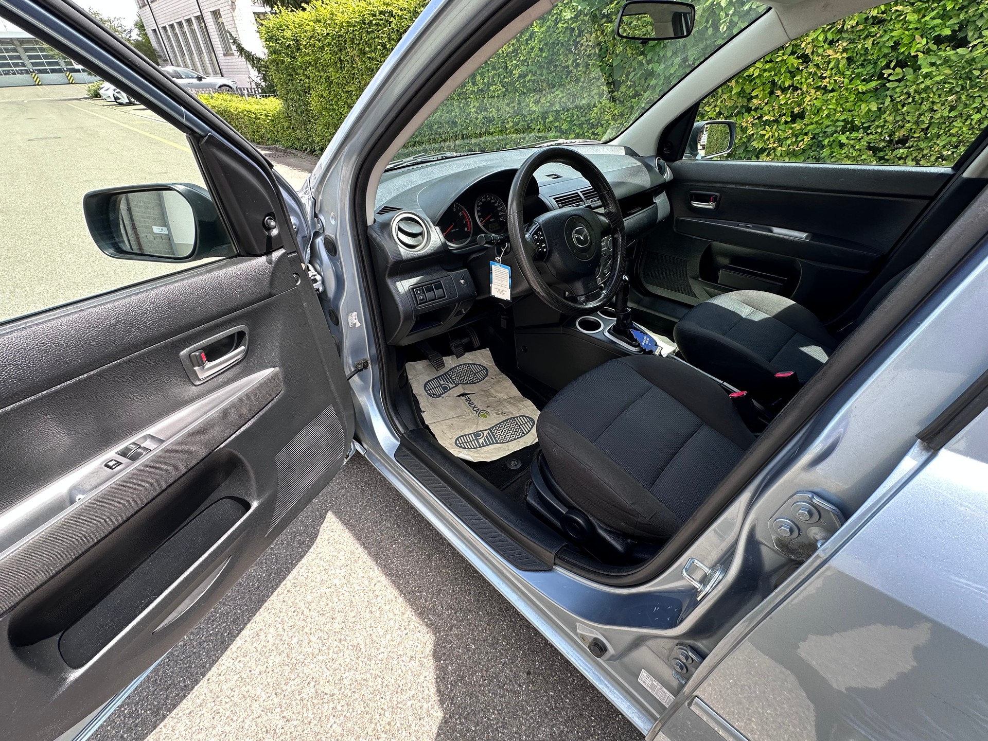 MAZDA 2 1.4i 16V Exclusive-image-7