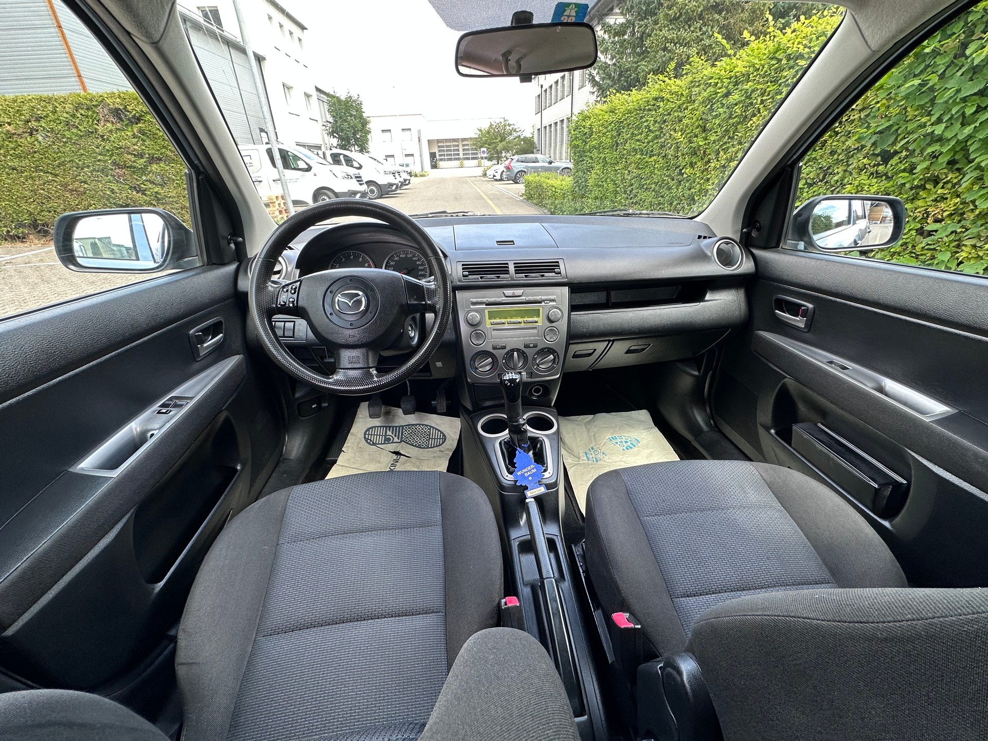 MAZDA 2 1.4i 16V Exclusive-image-9