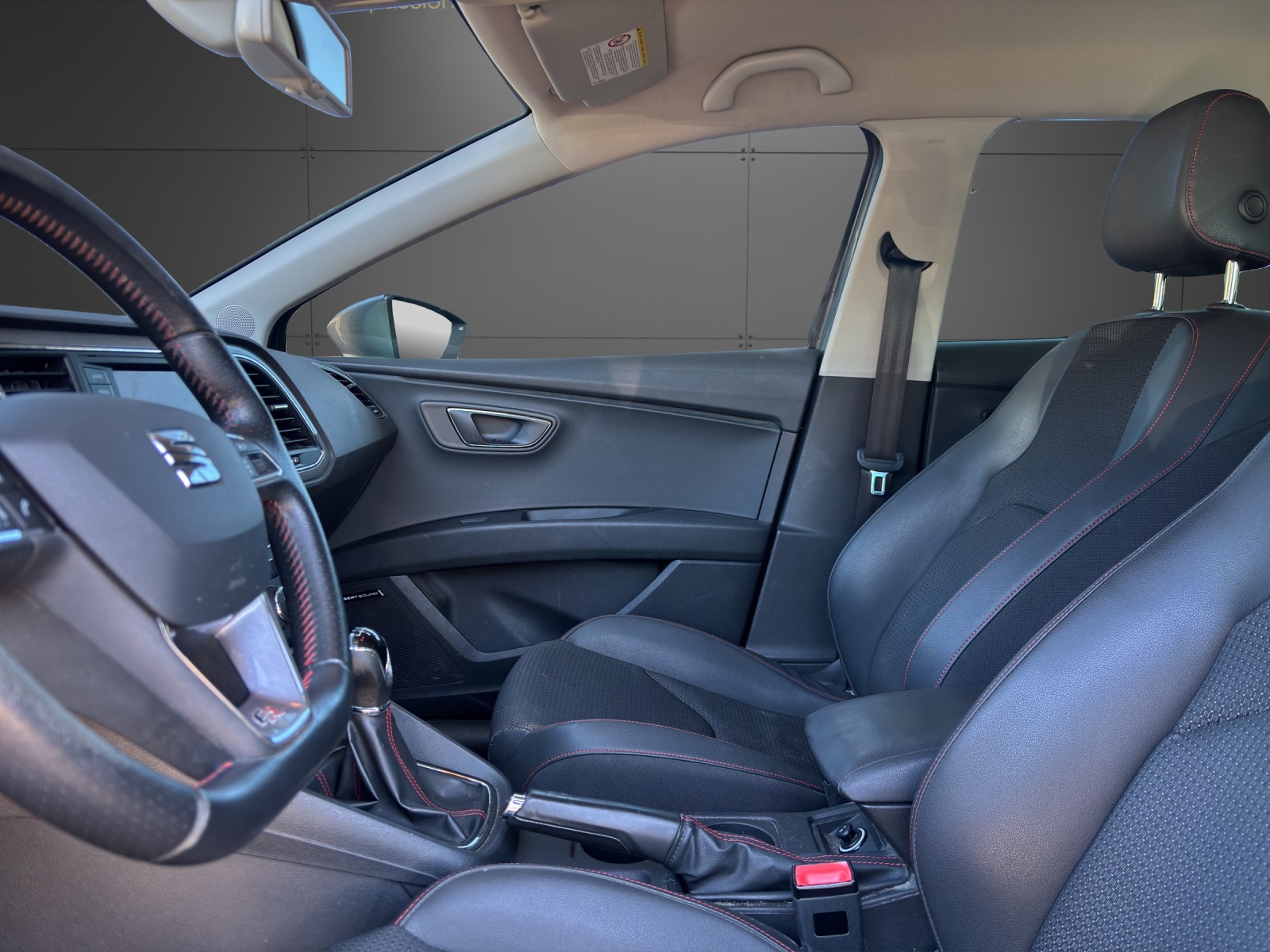 SEAT Leon 1.4 TSI FR-image-2