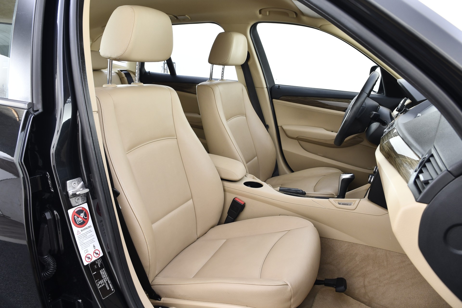 BMW X1 sDrive 20d Efficient-Dynamics Edition-image-15