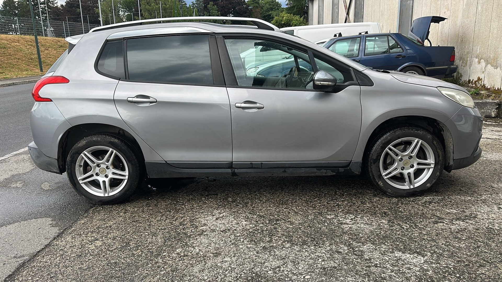 PEUGEOT 2008 1.6 VTI Allure Automatic-image-5