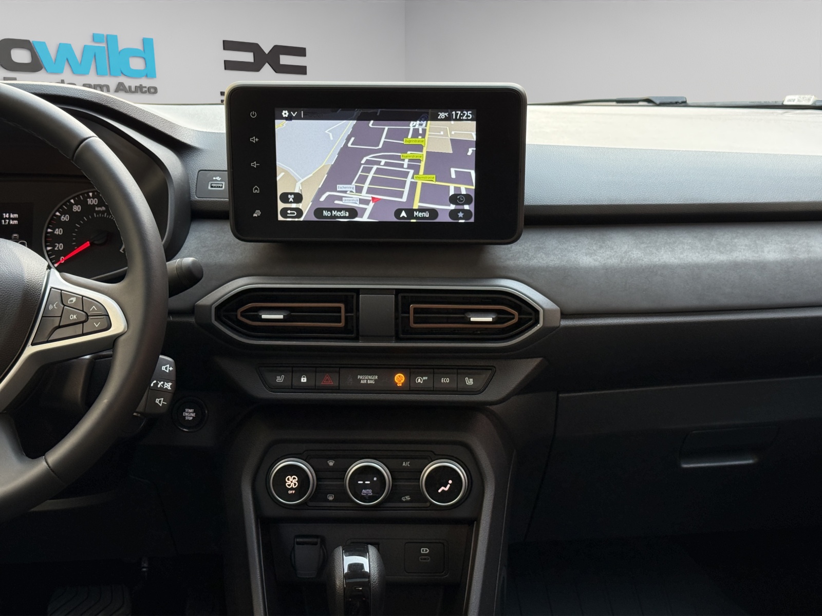 DACIA Sandero Stepway TCe 90 Extreme CVT-image-9