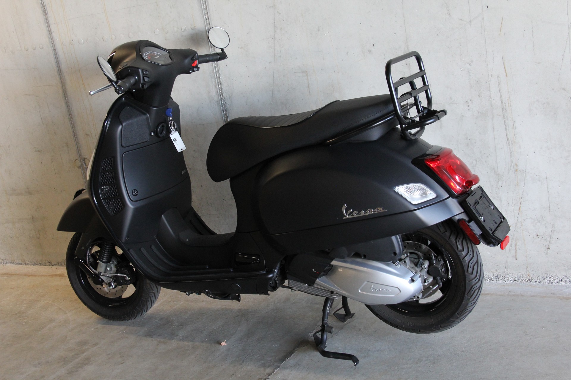 PIAGGIO Vespa GTS 300 HPE Super Notte ABS/ASR-image-9