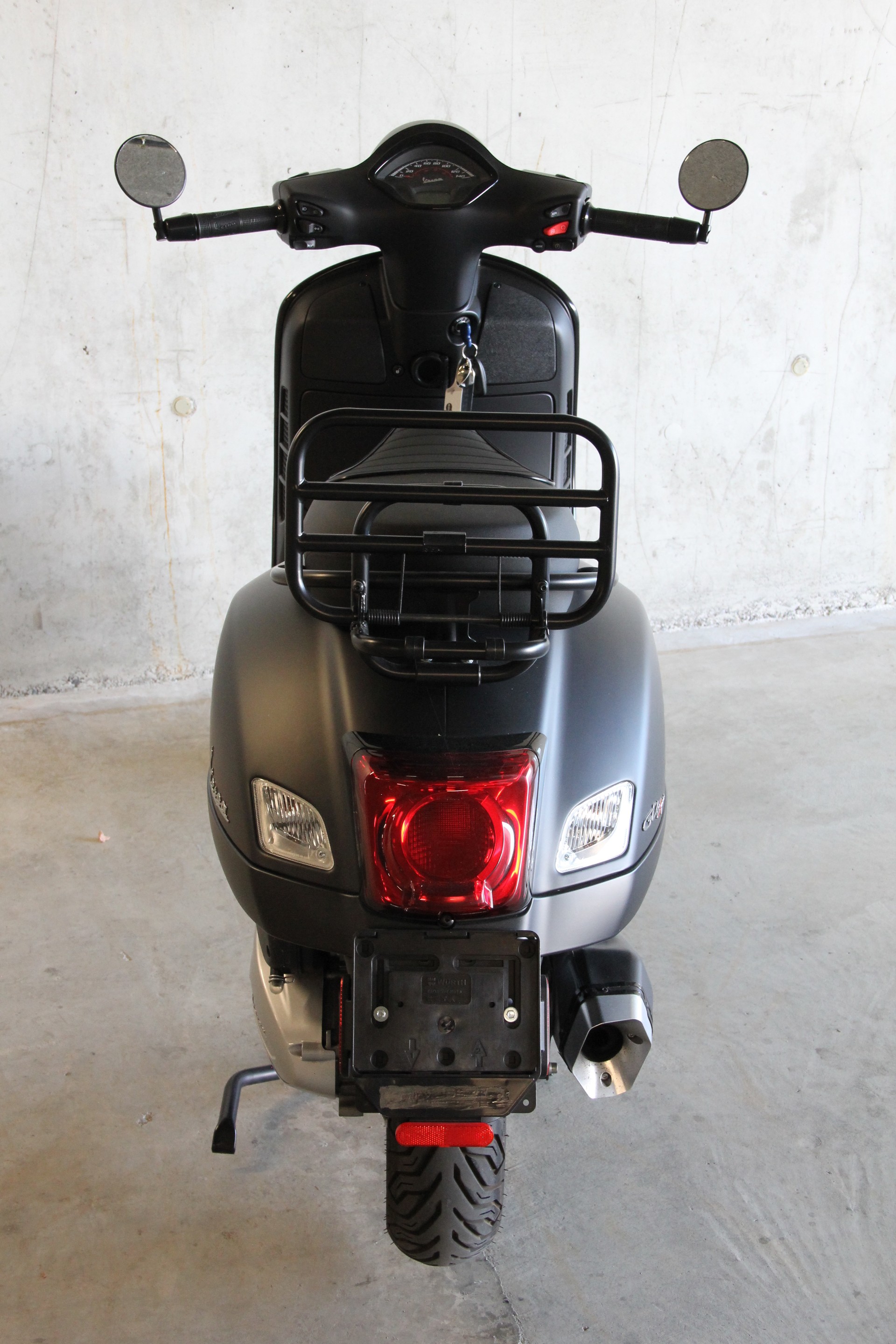 PIAGGIO Vespa GTS 300 HPE Super Notte ABS/ASR-image-11