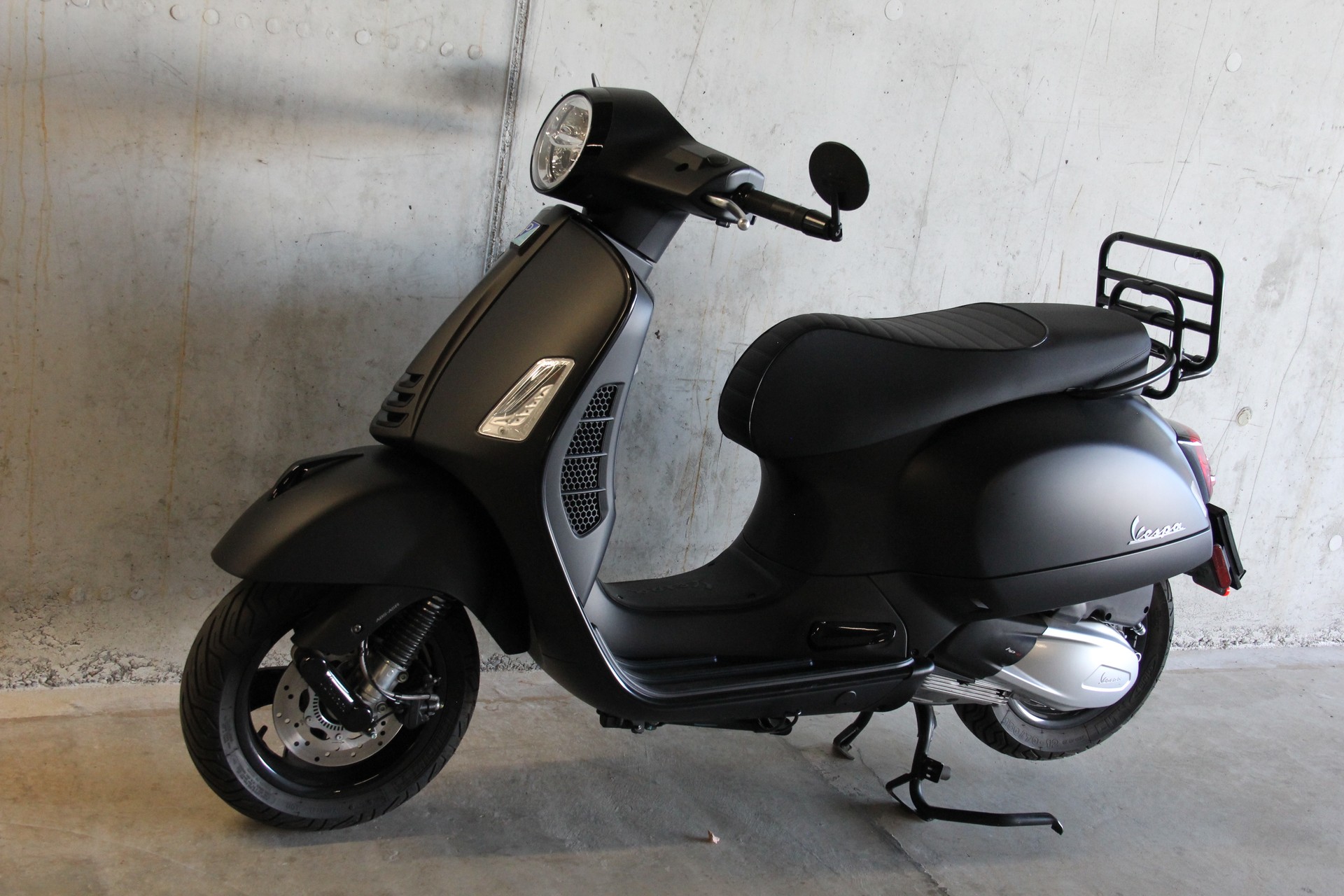 PIAGGIO Vespa GTS 300 HPE Super Notte ABS/ASR-image-6