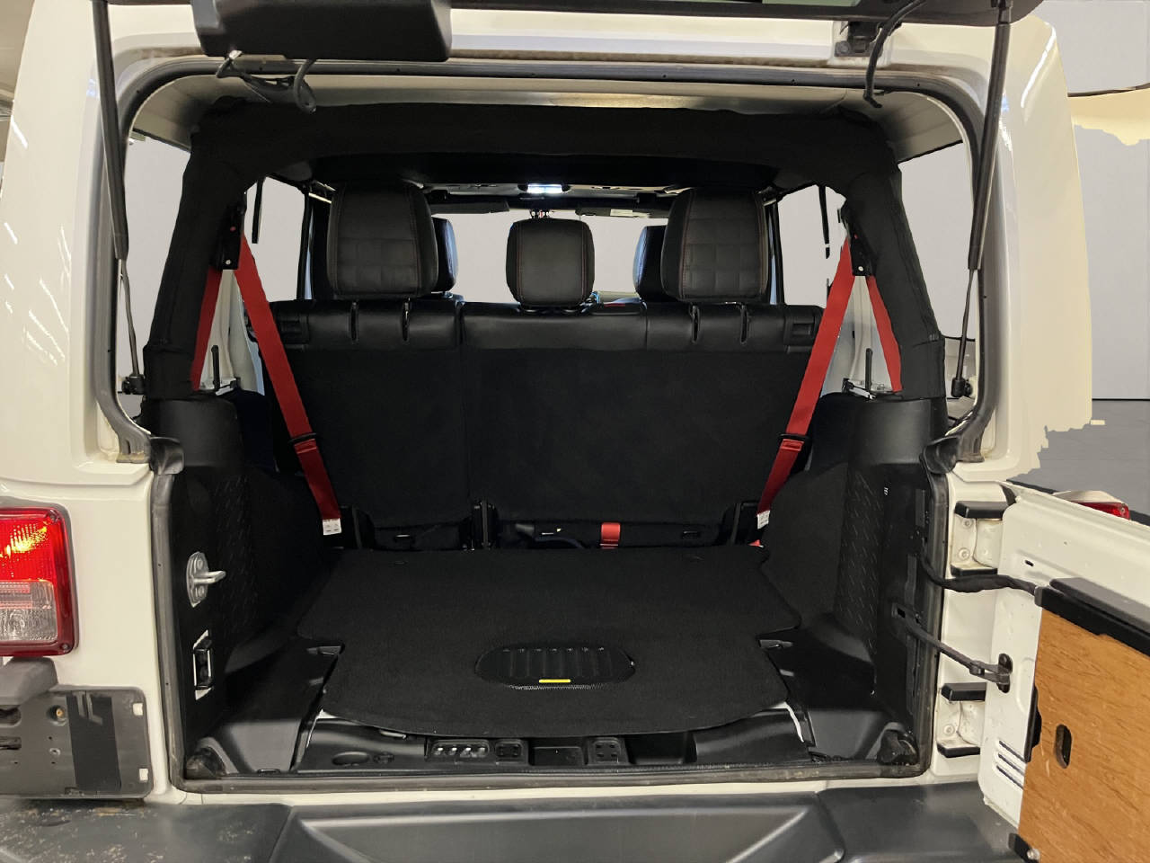 JEEP Wrangler 3.6 V6 Rubicon Recon Unlimited-image-15