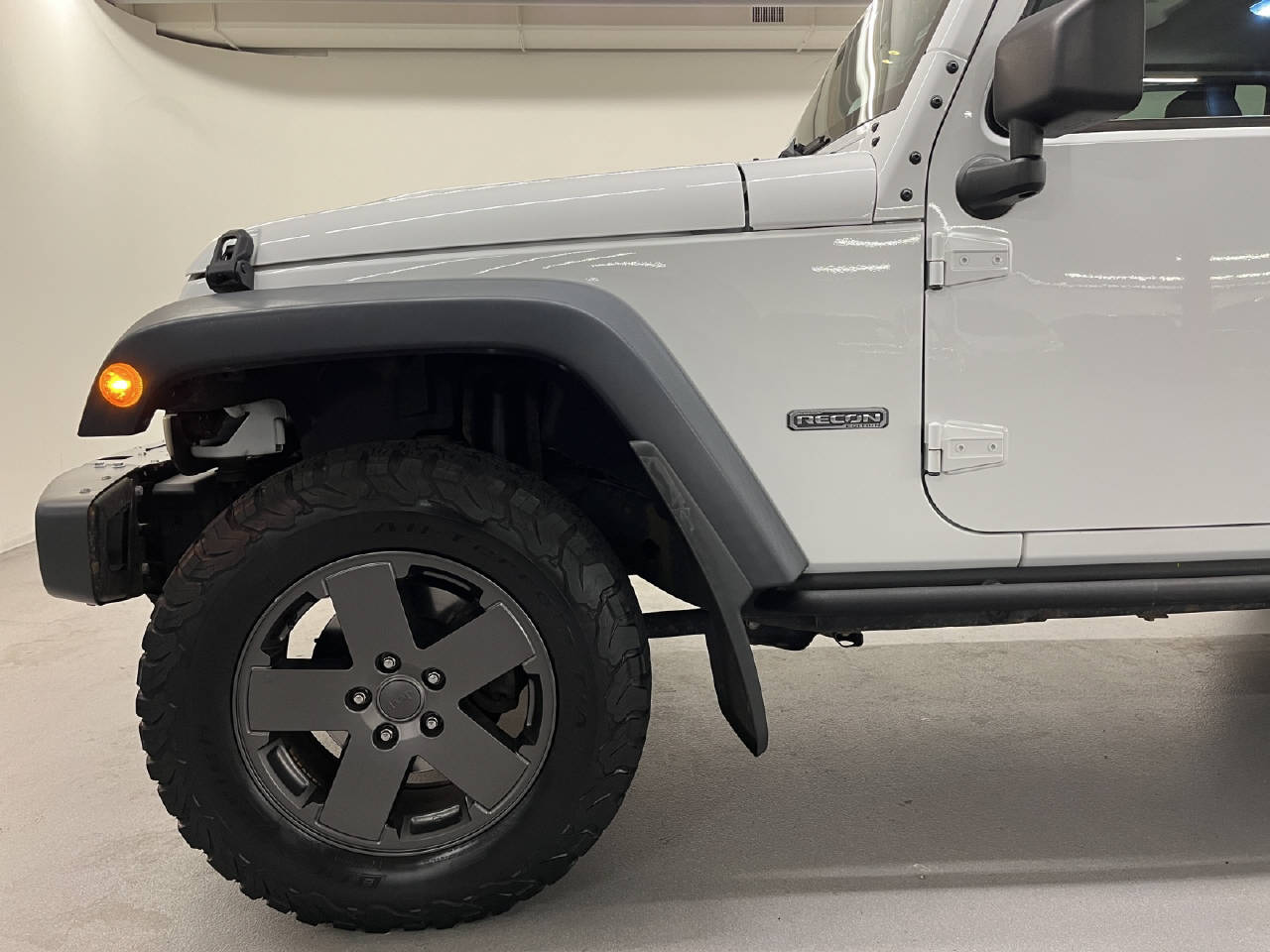 JEEP Wrangler 3.6 V6 Rubicon Recon Unlimited-image-16