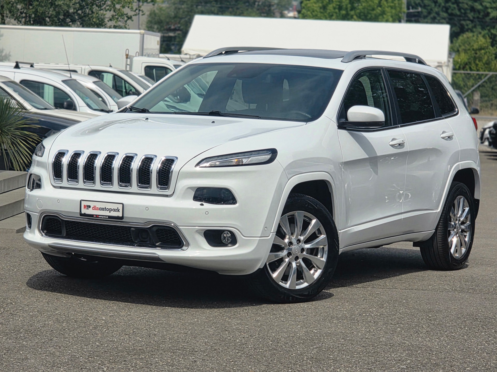 JEEP Cherokee 2.2TD Overland AWD 9ATX AD * Frisch ab MFK * Anhängerkupplung *-image-1