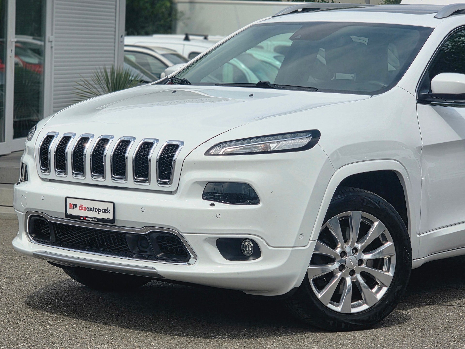 JEEP Cherokee 2.2TD Overland AWD 9ATX AD * Frisch ab MFK * Anhängerkupplung *-image-2