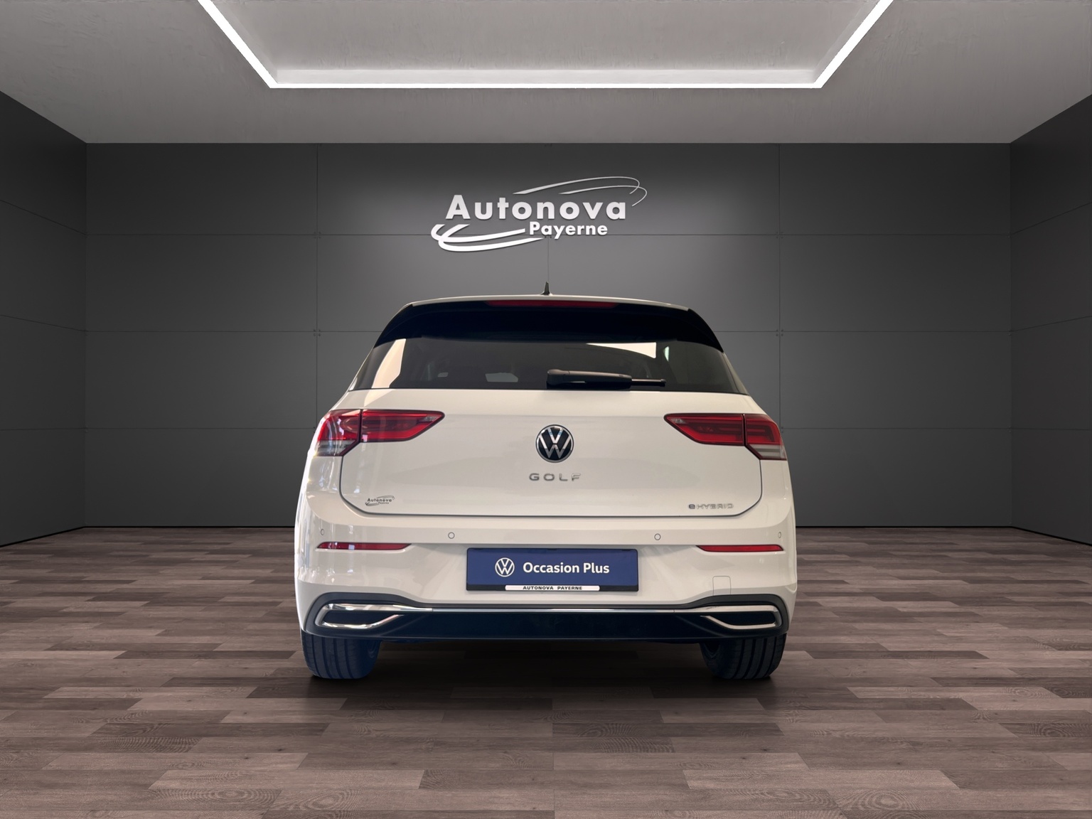 VW Golf 1.4 TSI PHEV Style-image-4