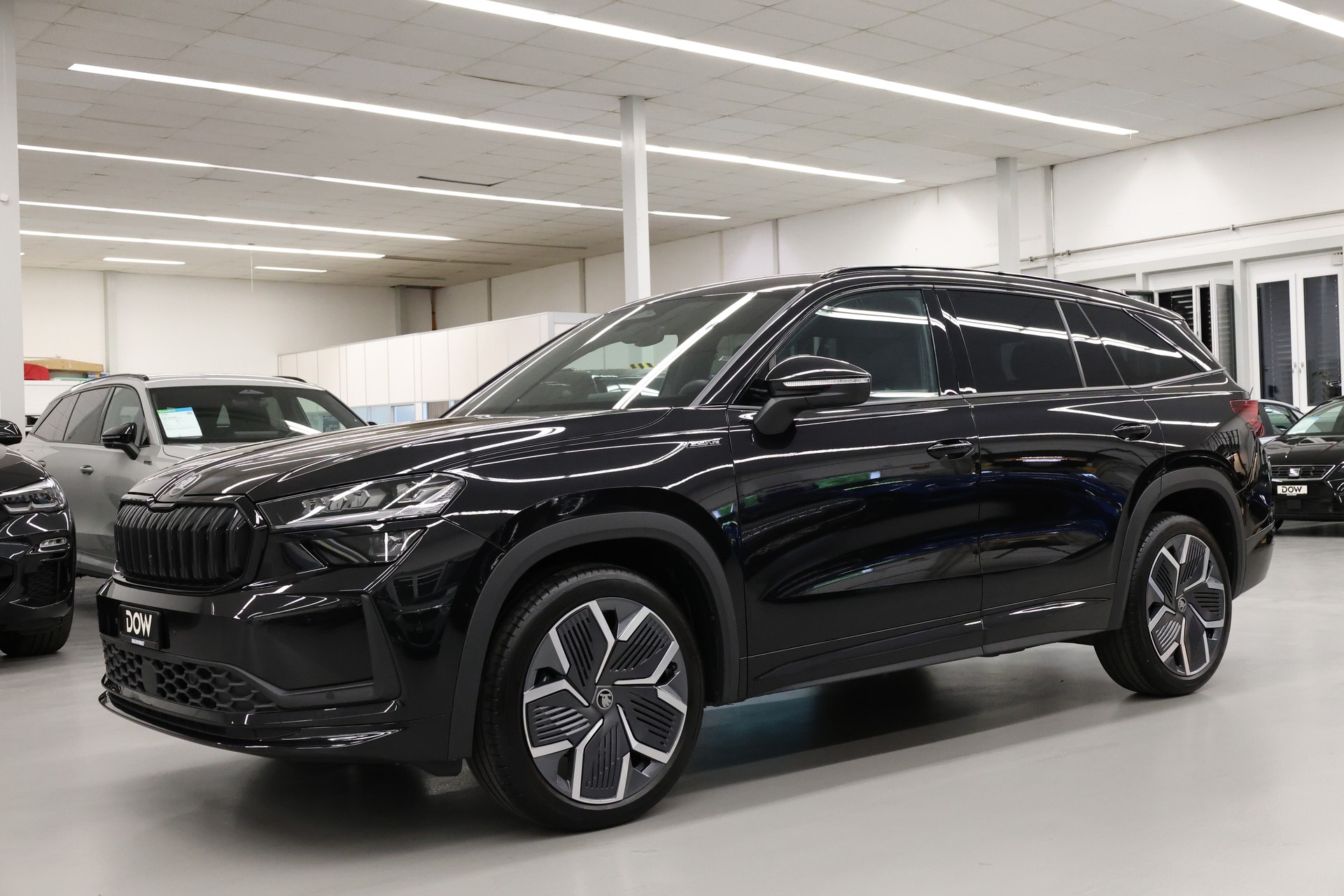 SKODA Kodiaq 2.0 TDI SportLine-image-2