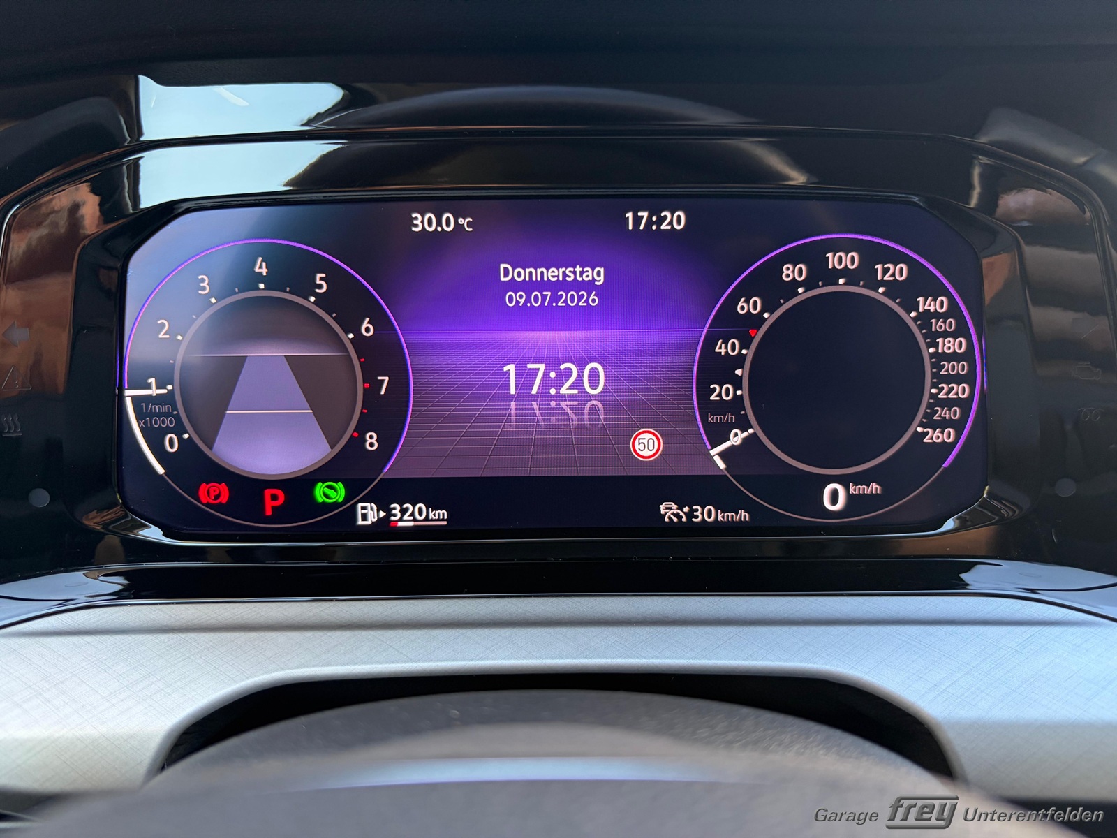 VW Golf 1.5 e TSI ACT Life DSG-image-9