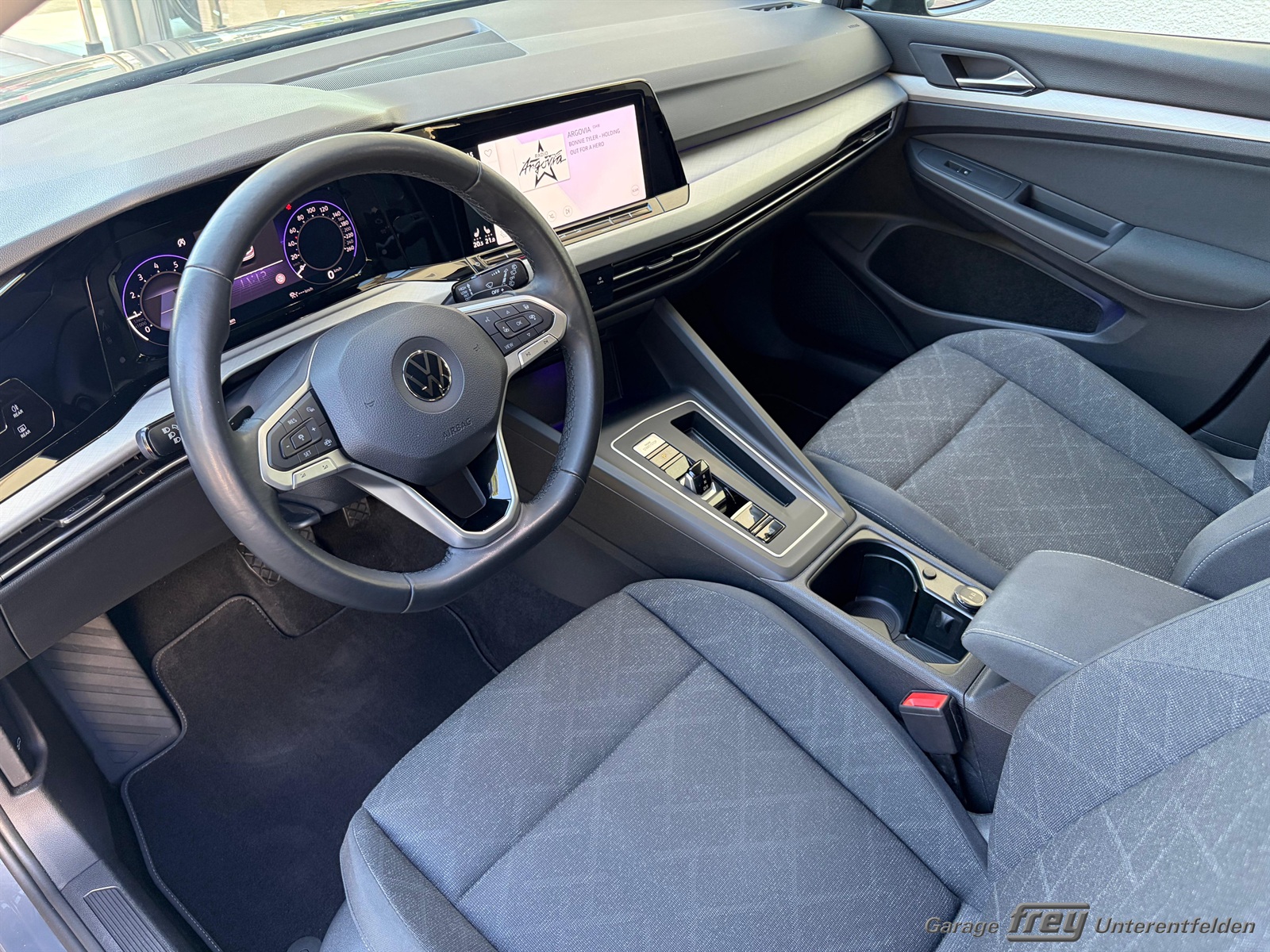 VW Golf 1.5 e TSI ACT Life DSG-image-6