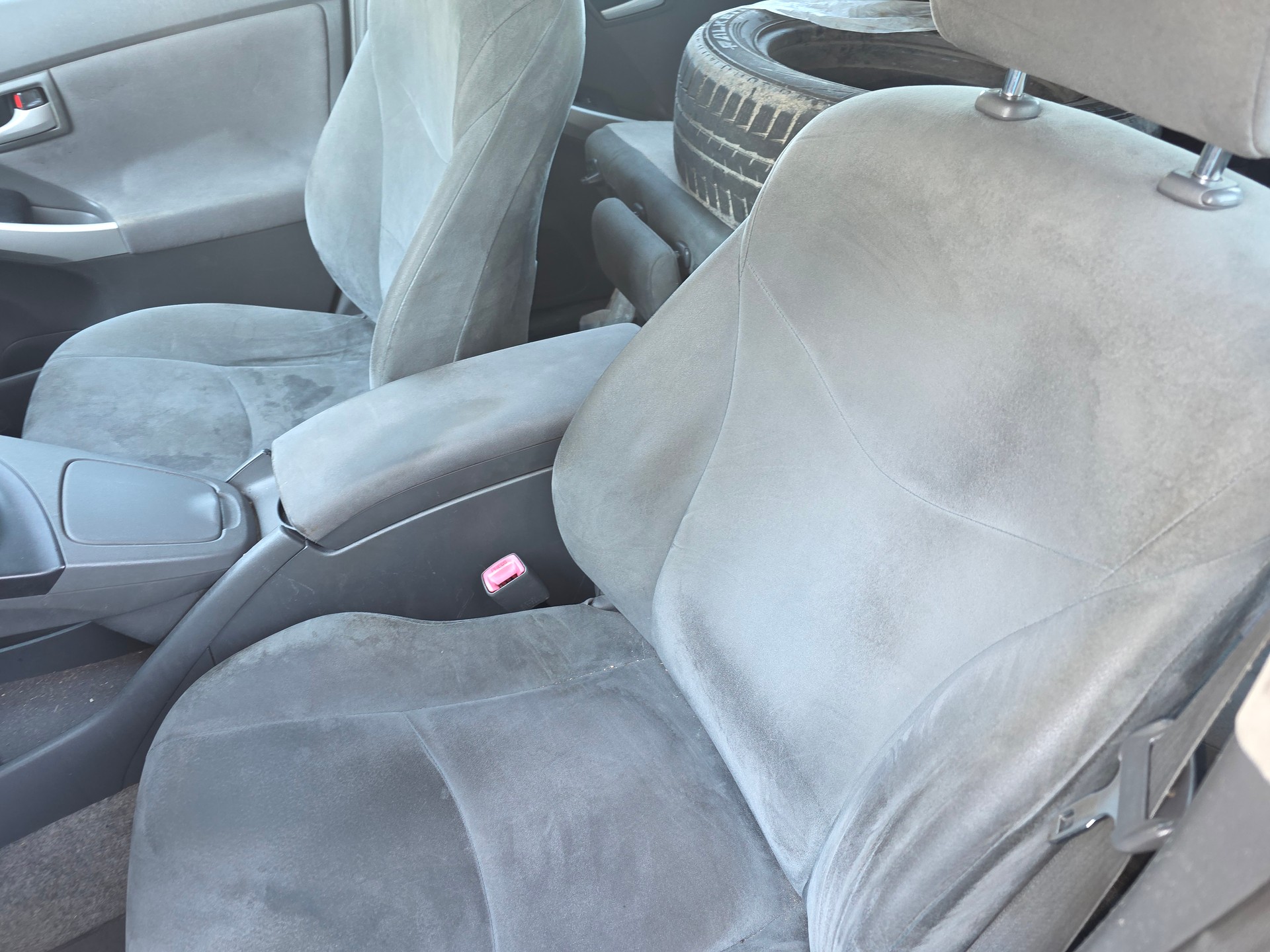 TOYOTA Prius 1.8 16V HSD Sol-image-2